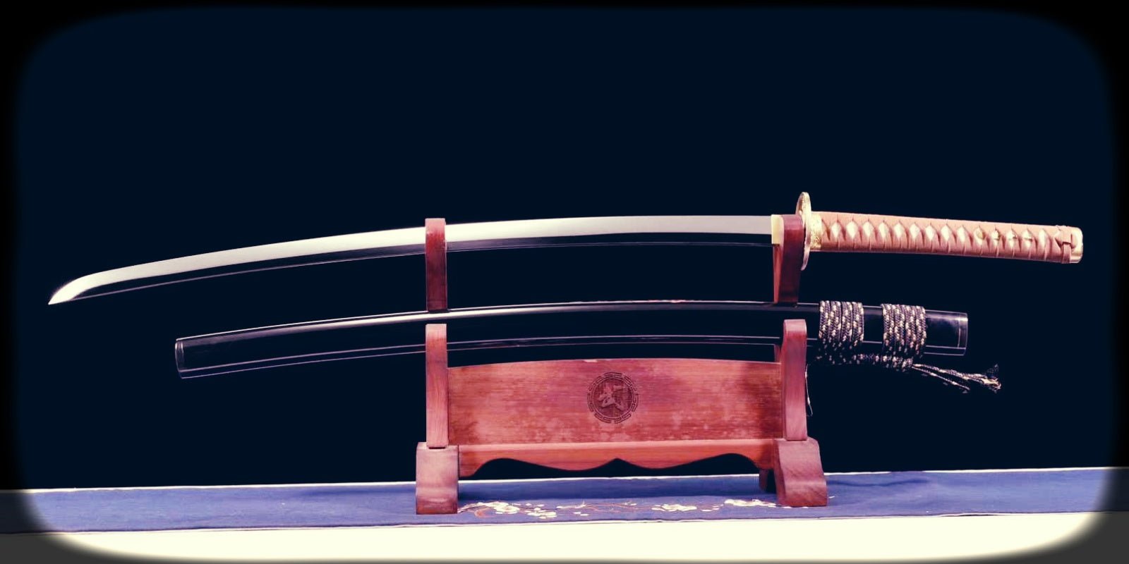 T10, 1095, 1060 or Damascus? Find the Perfect Steel for Your Katana - KatanaSwordArt Australia