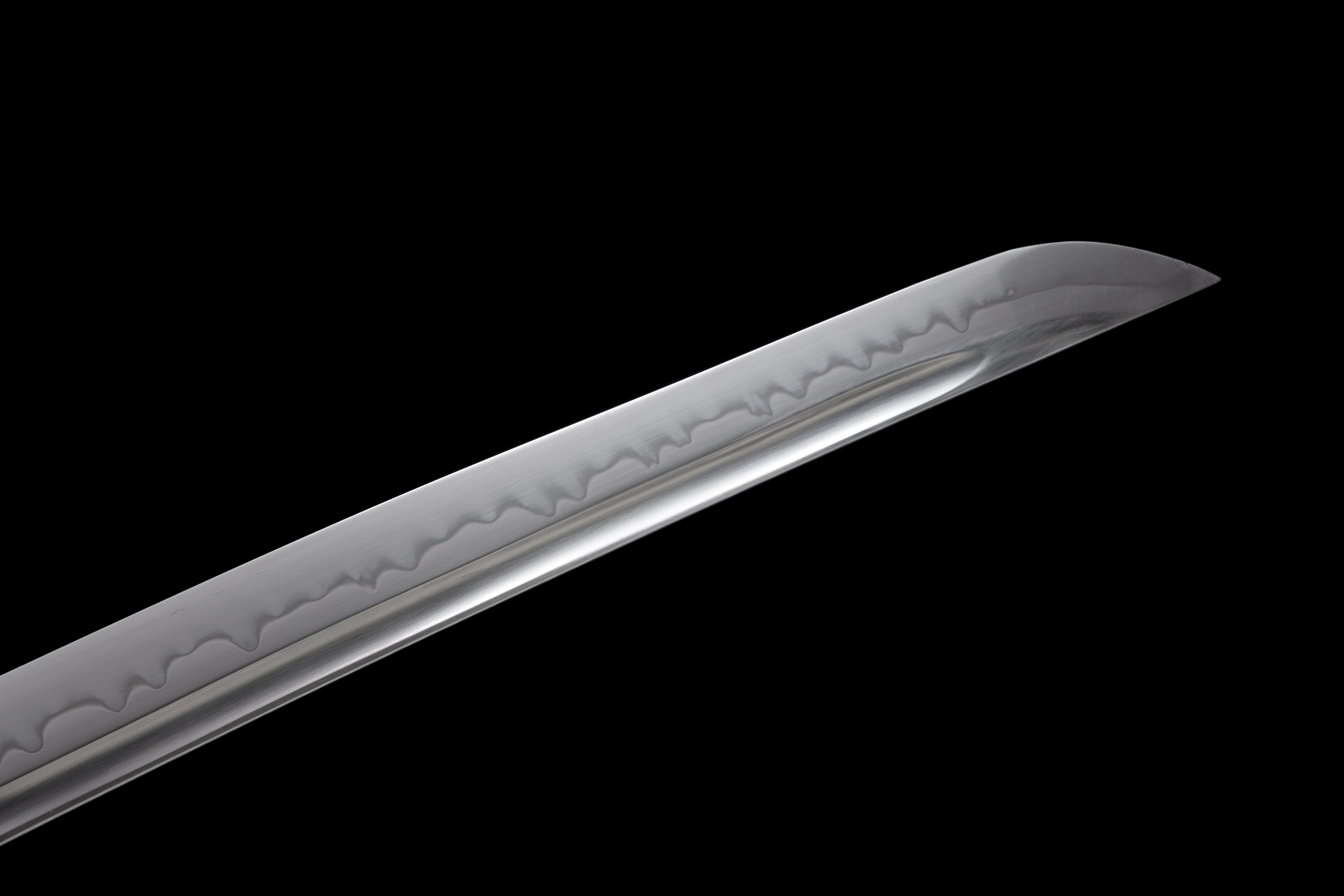 Katana Autumn Crest T10 Clay Tempered Blade with Black Rayskin 秋紋