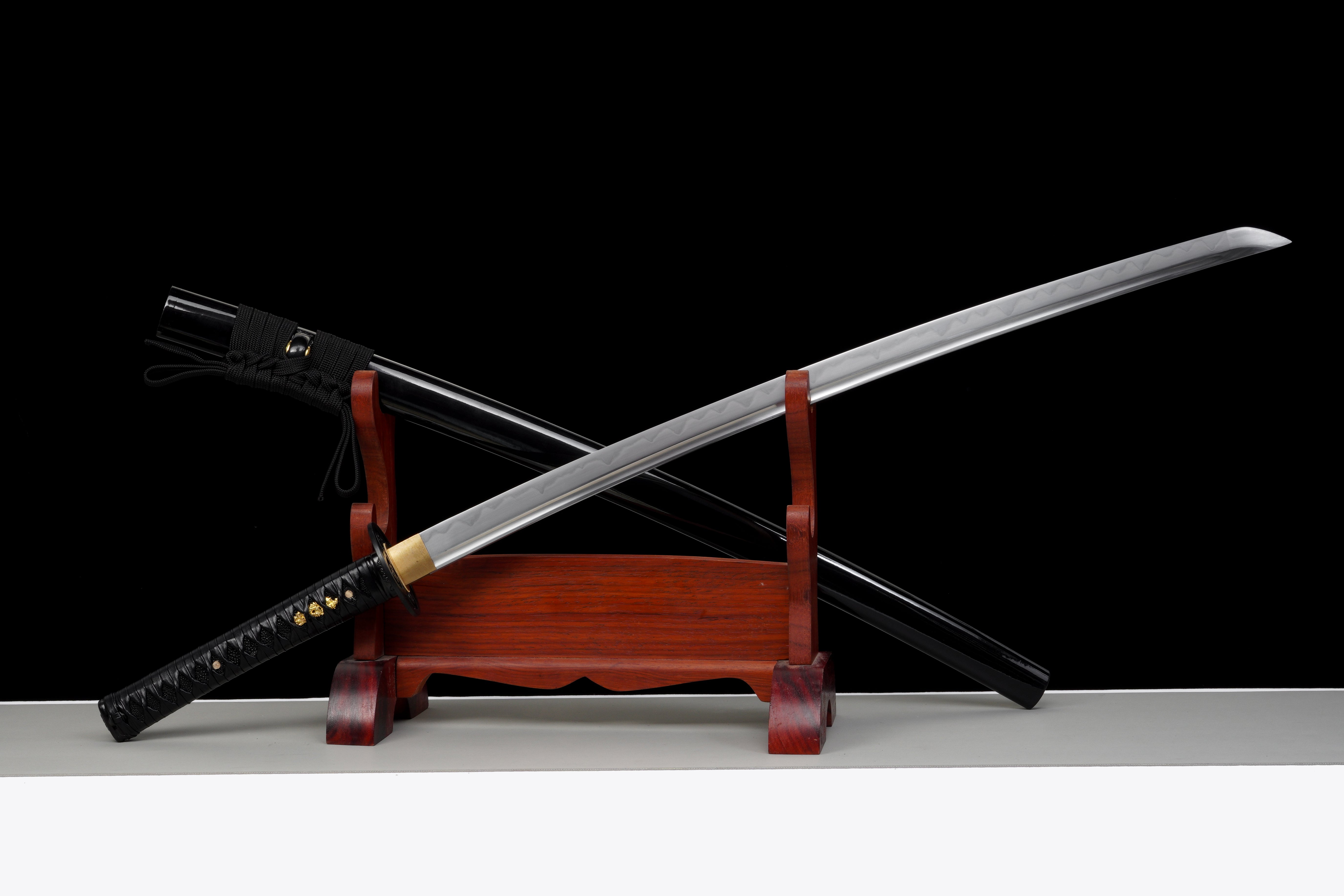 Katana Shadow Veil T10 Clay Tempered Blade with Black Lacquer Saya 影紗