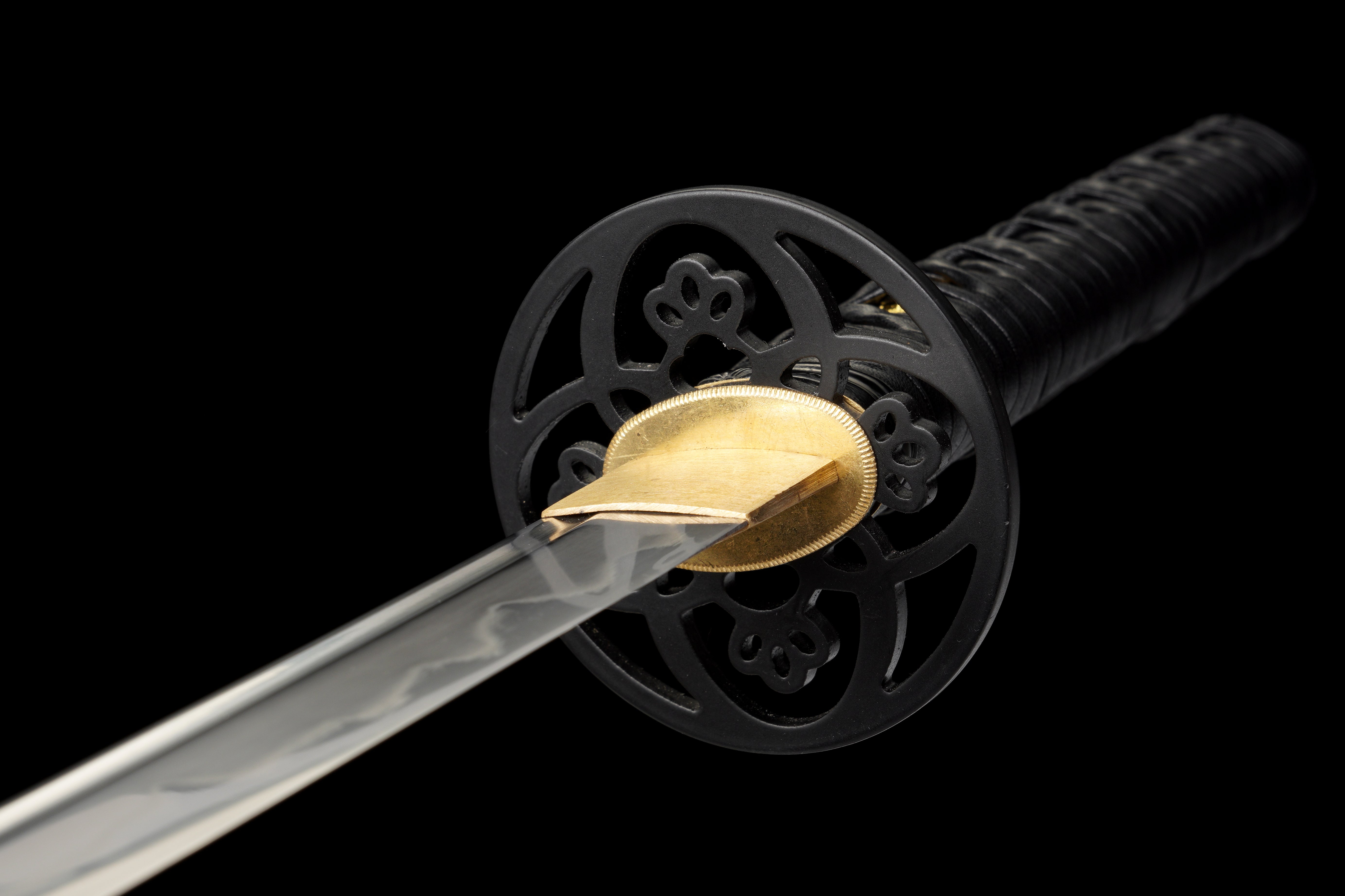 Katana Shadow Veil T10 Clay Tempered Blade with Black Lacquer Saya 影紗