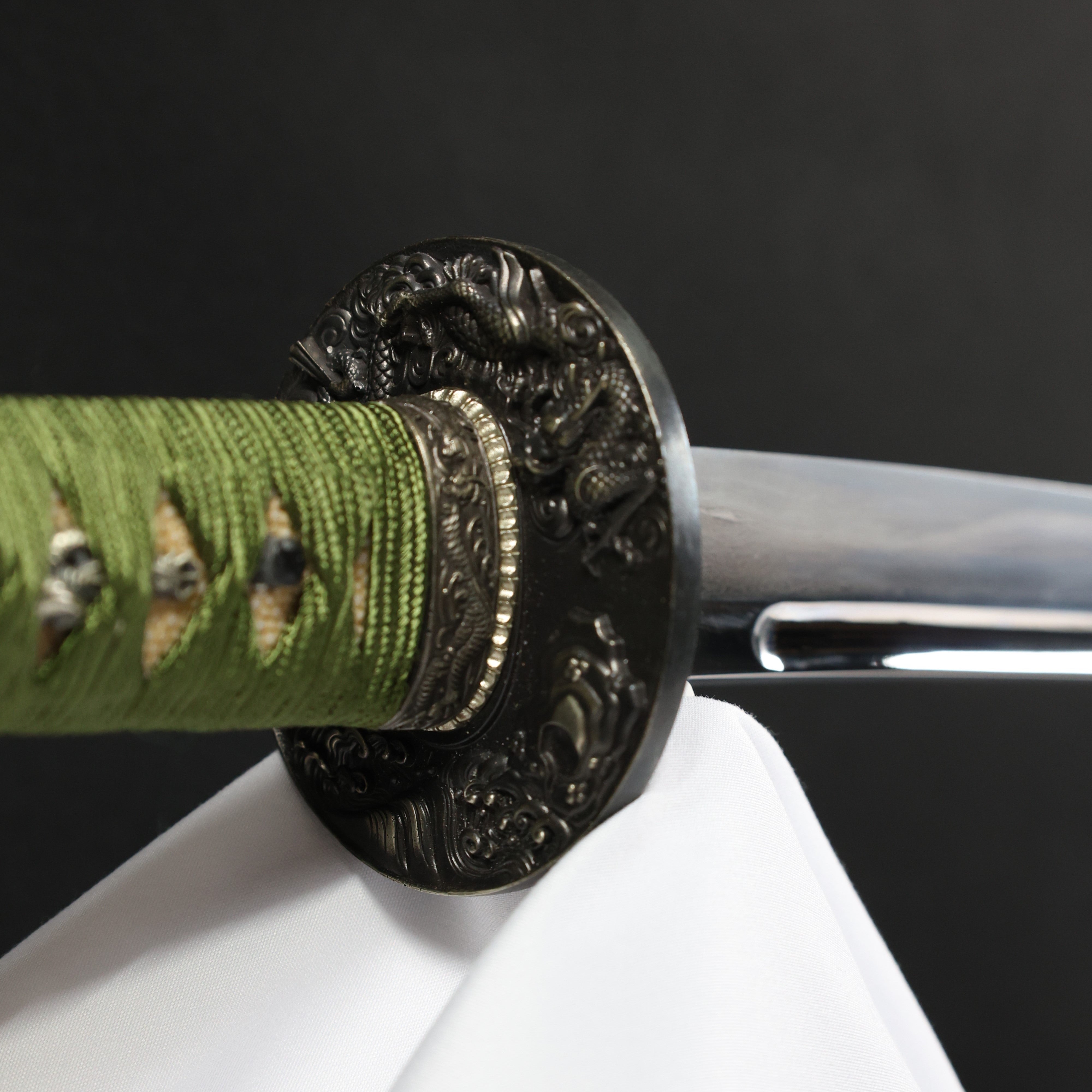 Katana Dragon Roar Kobuse Blade Ryūha Koshirae 龍吟 | TangGu Sword