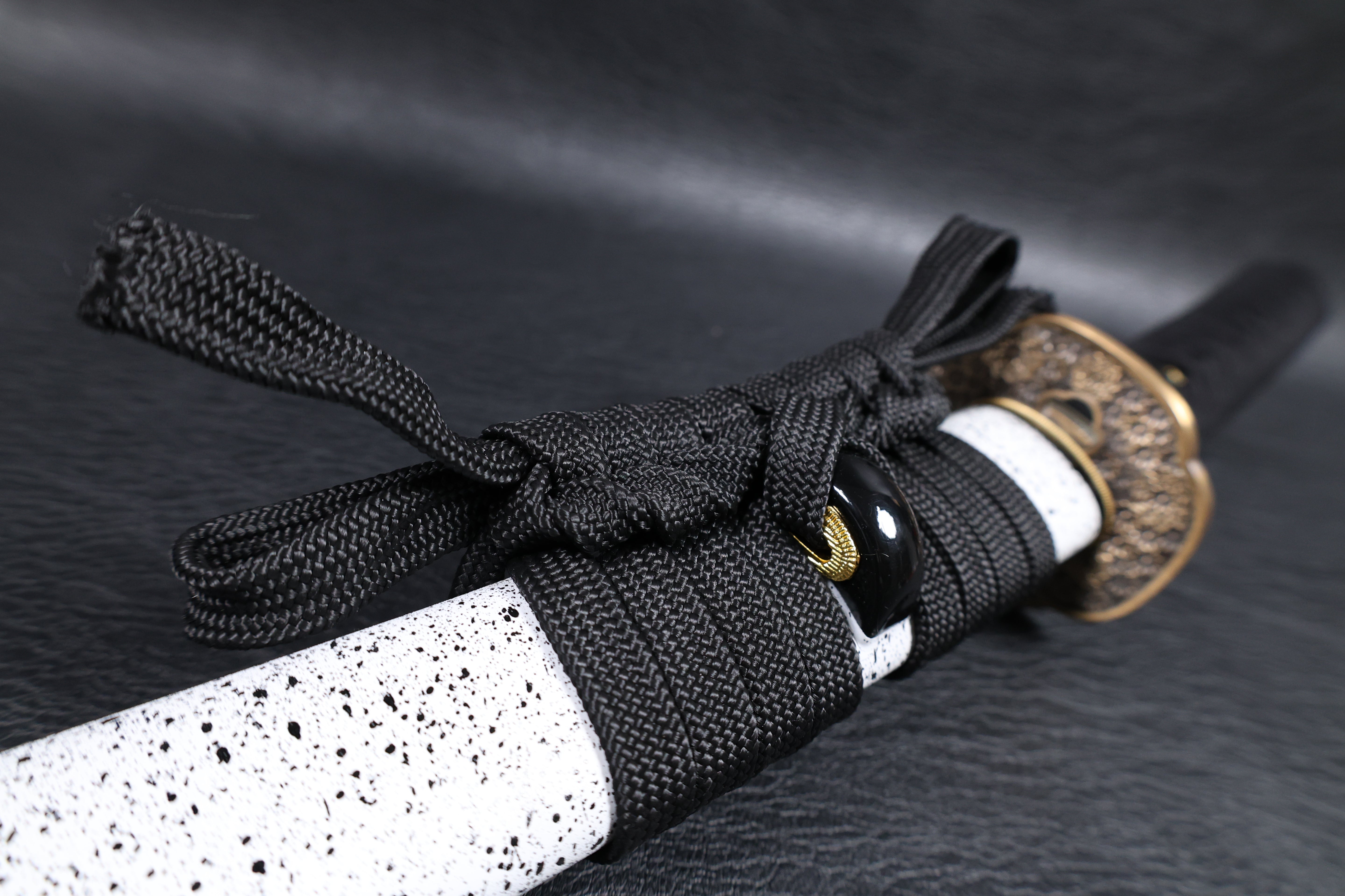 Katana Nobutsuna T10 Clay Tempered Blade with Notare Wave Hamon | KSA Huo