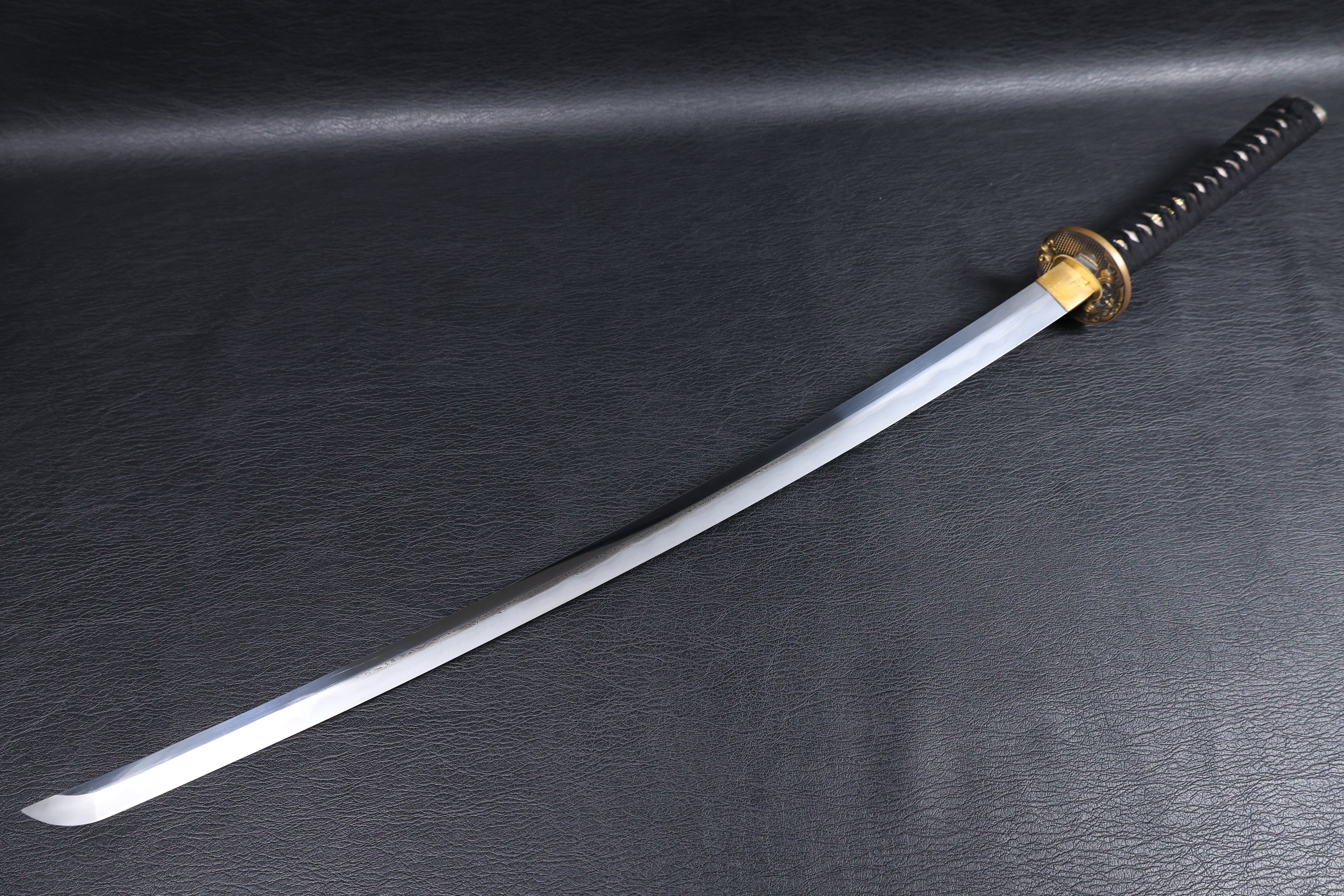 Katana Dōsan Folded Steel Clay Tempered Blade with Sanbonsugi Hamon | KSA Jiang