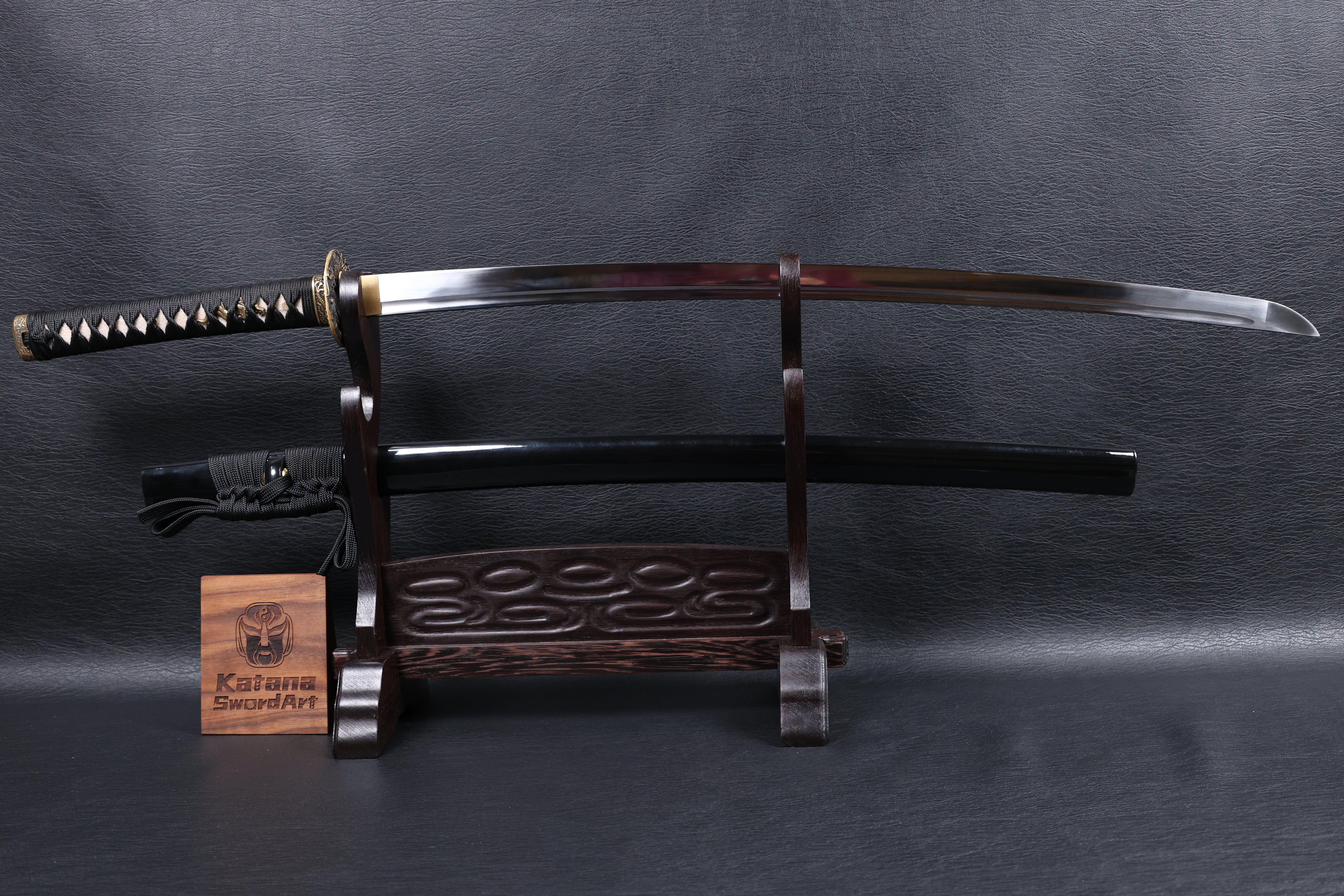 Katana Dragon Ascent Spring Steel Black Saya Genuine Rayskin