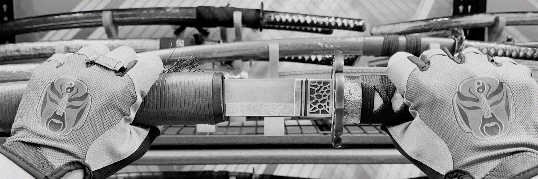 Japanese samurai sword for sale, real katana at katanaswordart Australia