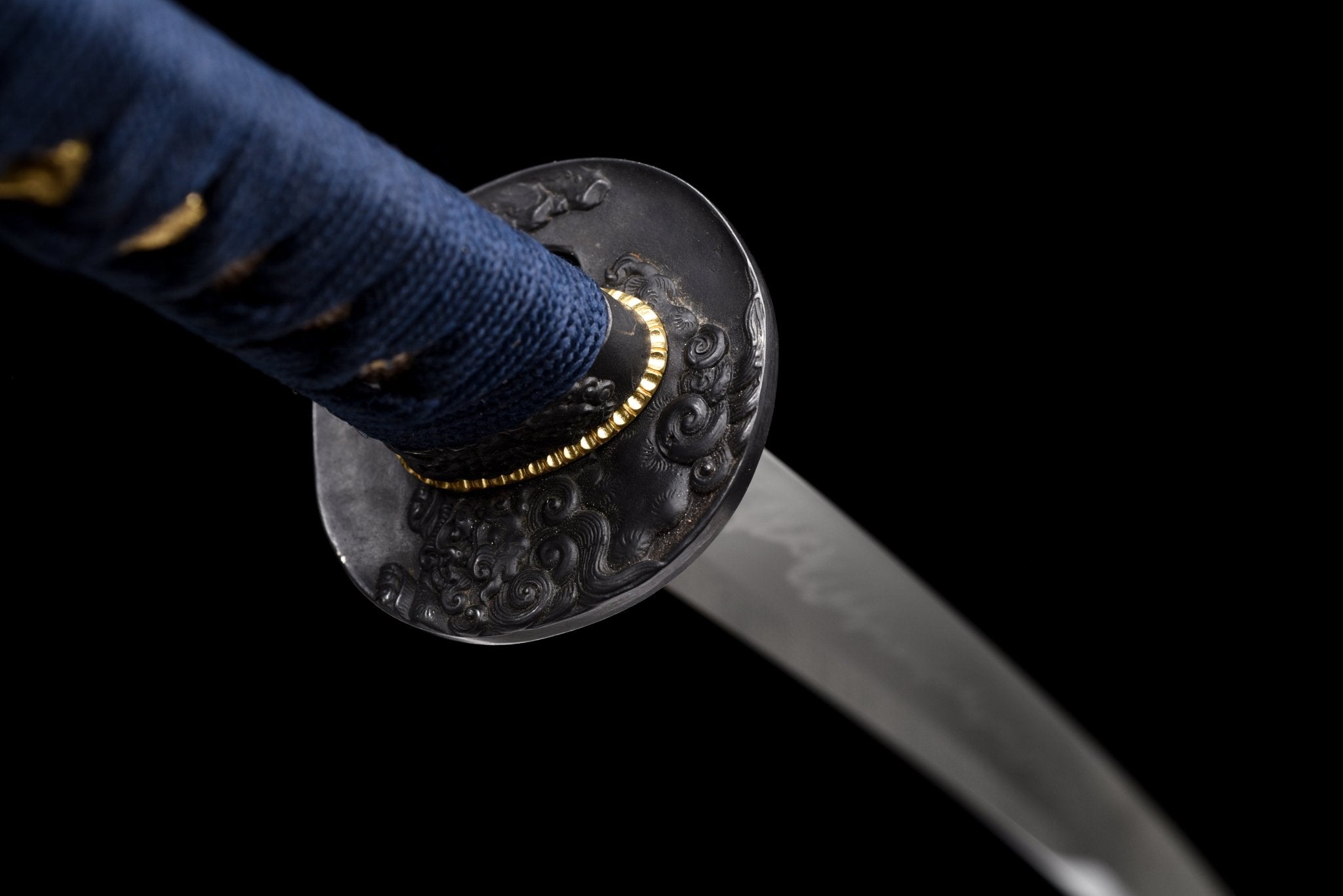 Collectable Katana Azure Lion High Carbon Chōji Hamon Red Saya 蒼獅 | KatanaSwordArt Katana For Sale 2025