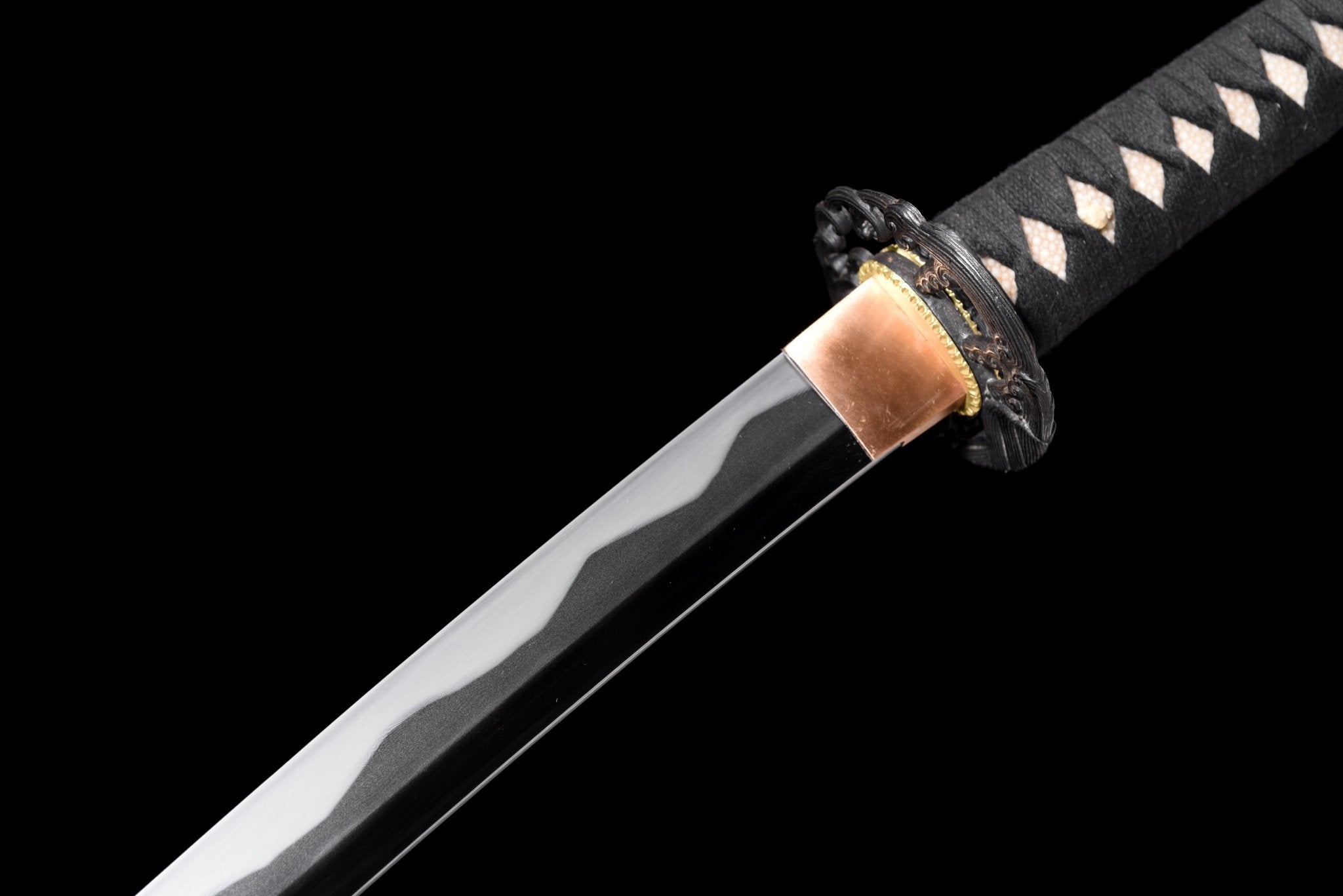 Collectable Katana Dark Wave Folded Steel Clay Tempered Black Saya 暗波 | KatanaSwordArt Katana For Sale 2025