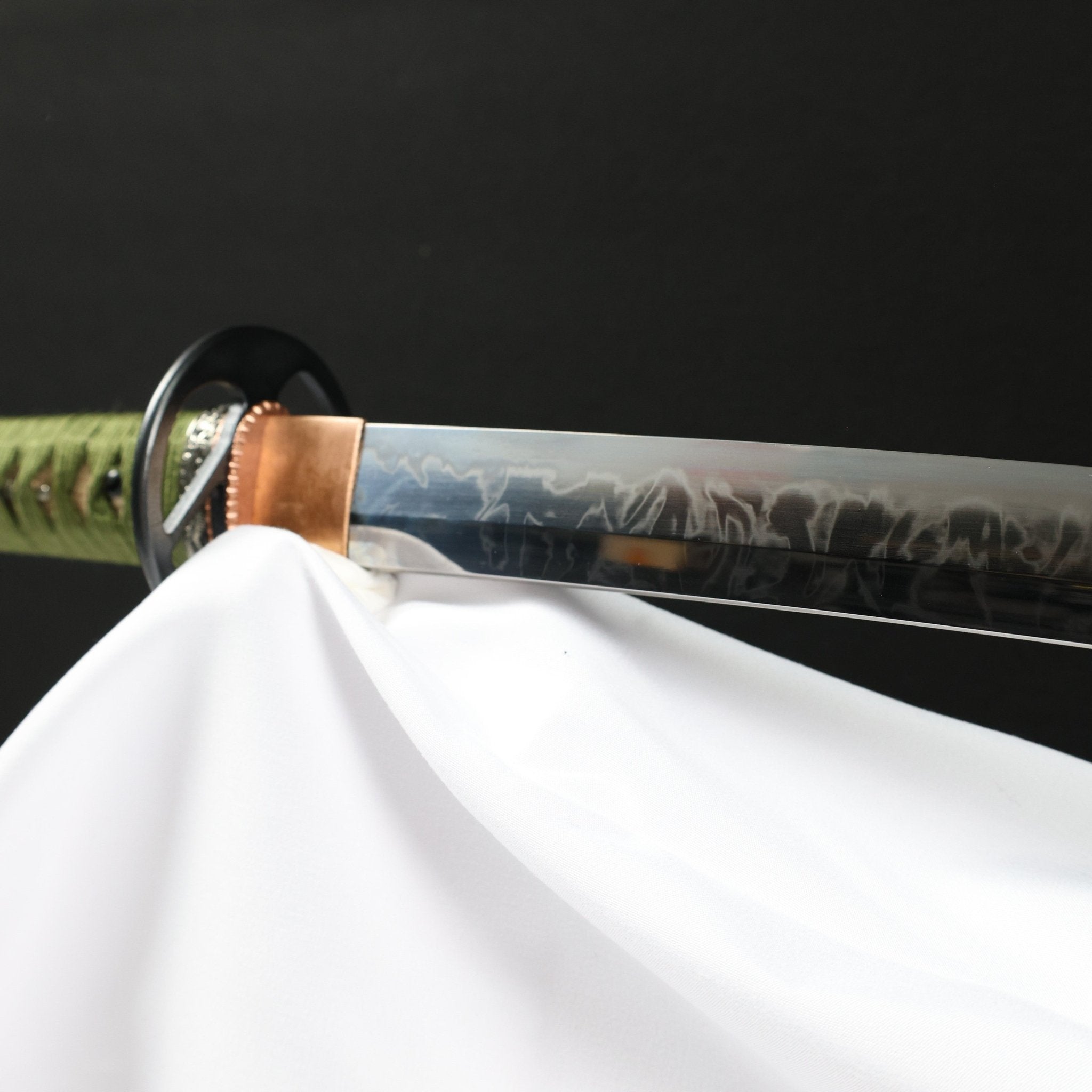 Katana Abyssal Butterfly Hitatsura Hamon Kairyū Kagechō Koshirae 淵蝶 | TangGu Sword | TangGu Sword Katana For Sale 2026