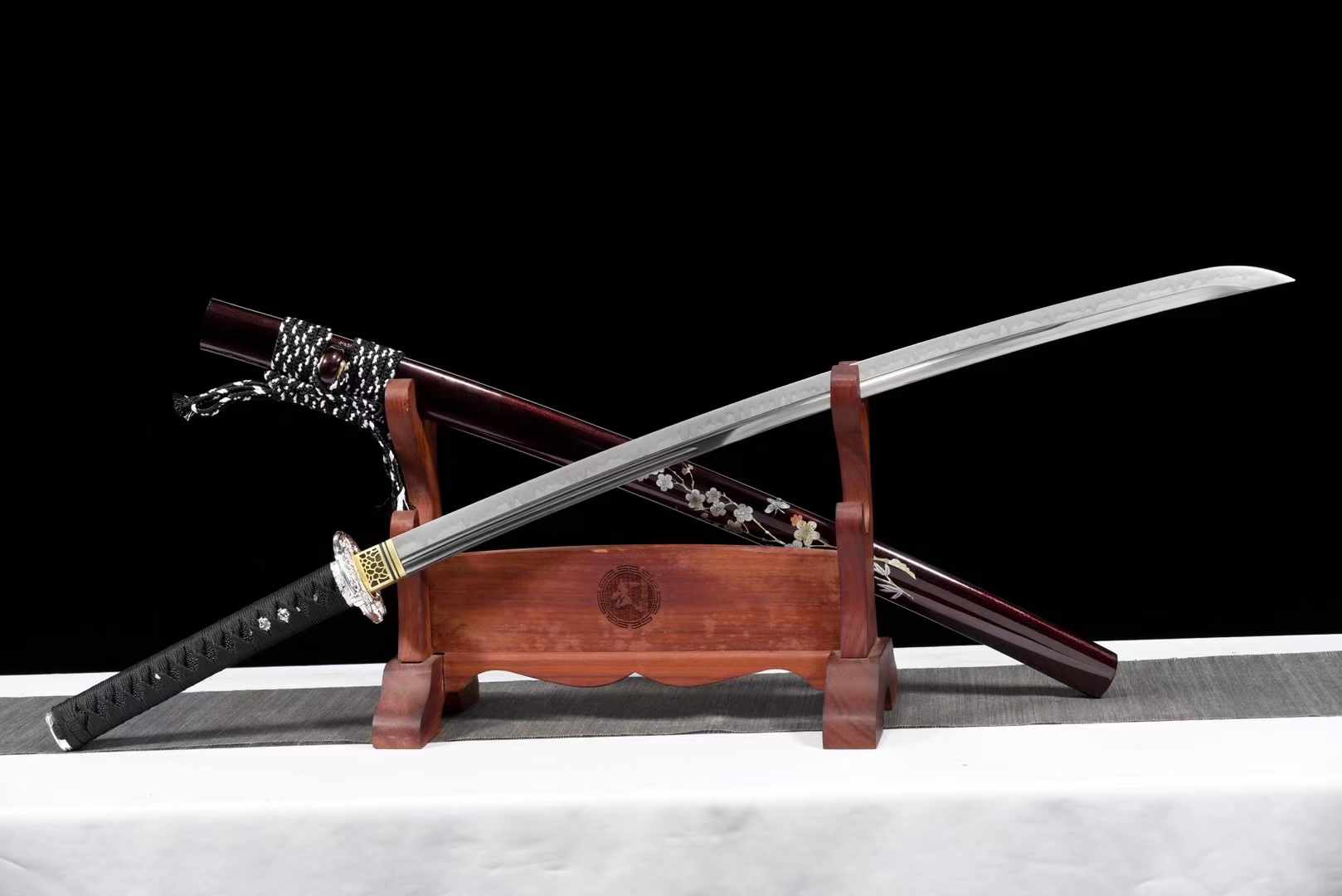 Katana Anmei T10 Clay Tempered Kogarasumaru 暗梅 | KatanaSwordArt Katana For Sale 2025