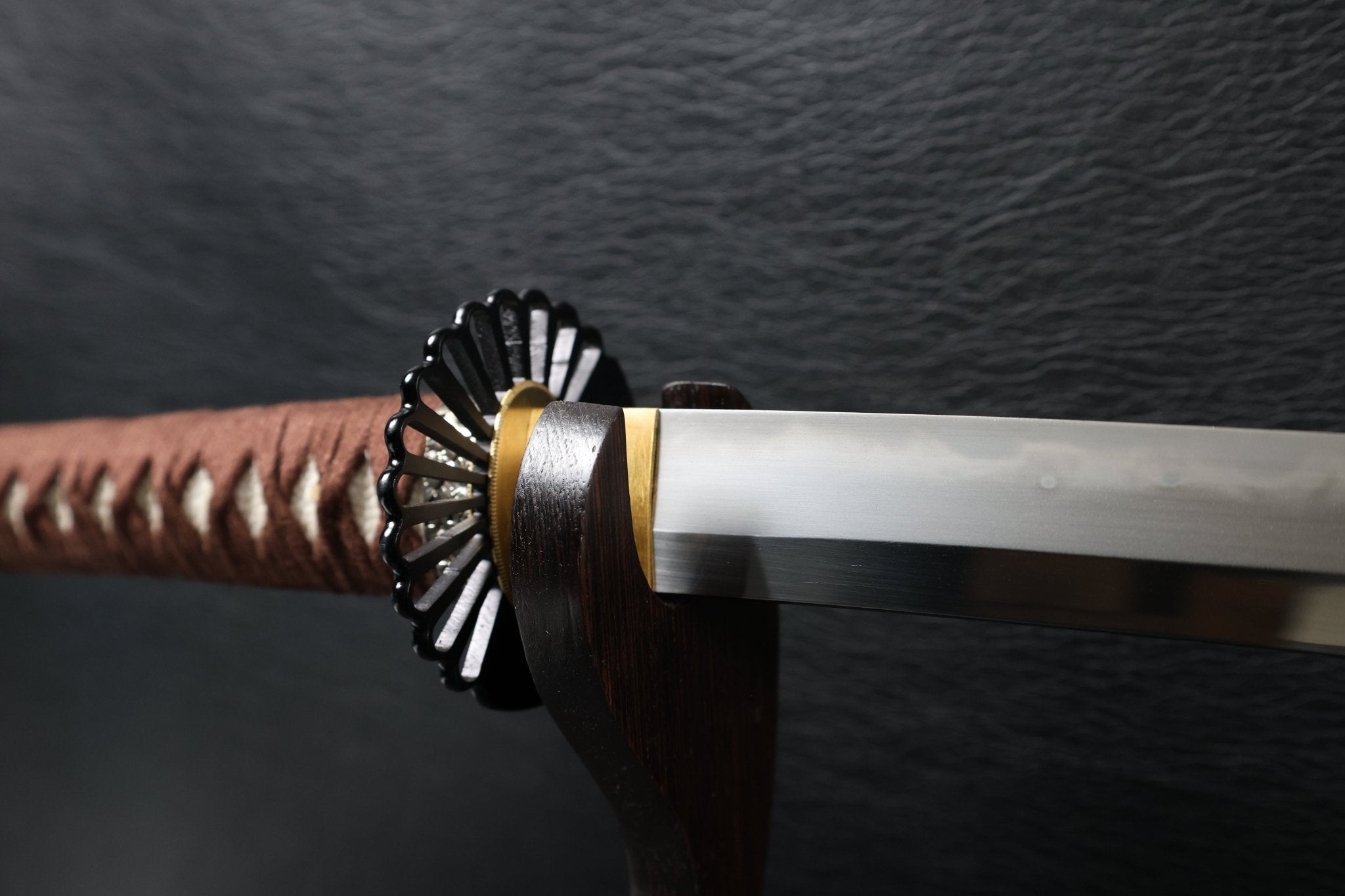 Katana AutumnDrift T10 Clay Tempered Blade with Brown Ishime Saya | KSA Huo | KSA Katana For Sale 2026