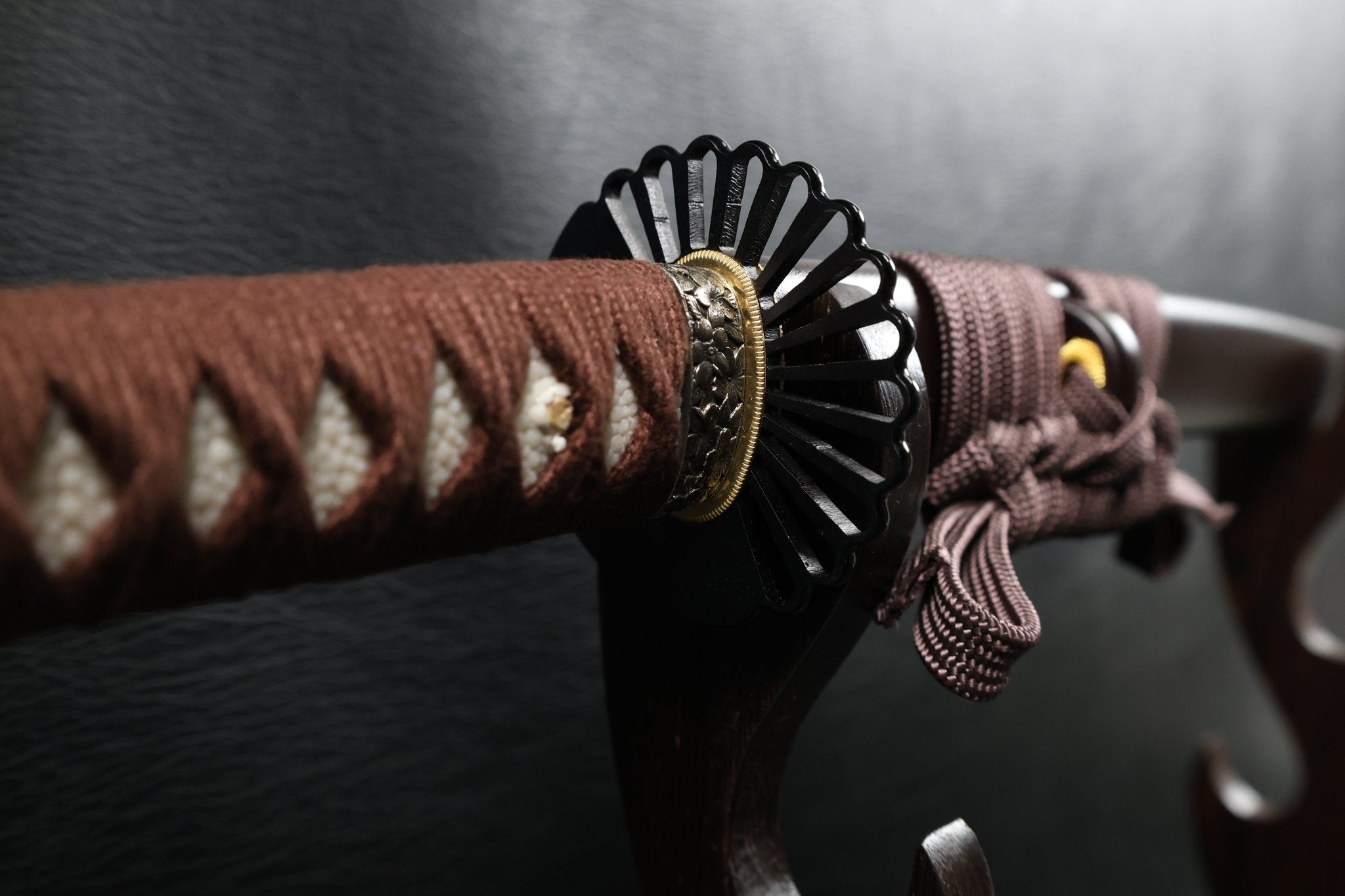 Katana AutumnDrift T10 Clay Tempered Blade with Brown Ishime Saya | KSA Huo | KSA Katana For Sale 2026