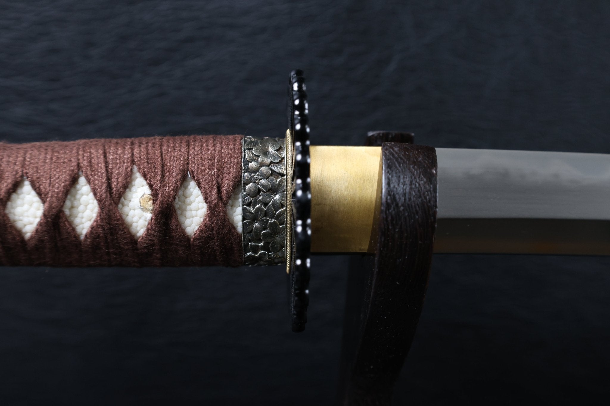 Katana AutumnDrift T10 Clay Tempered Blade with Brown Ishime Saya | KSA Huo | KSA Katana For Sale 2026