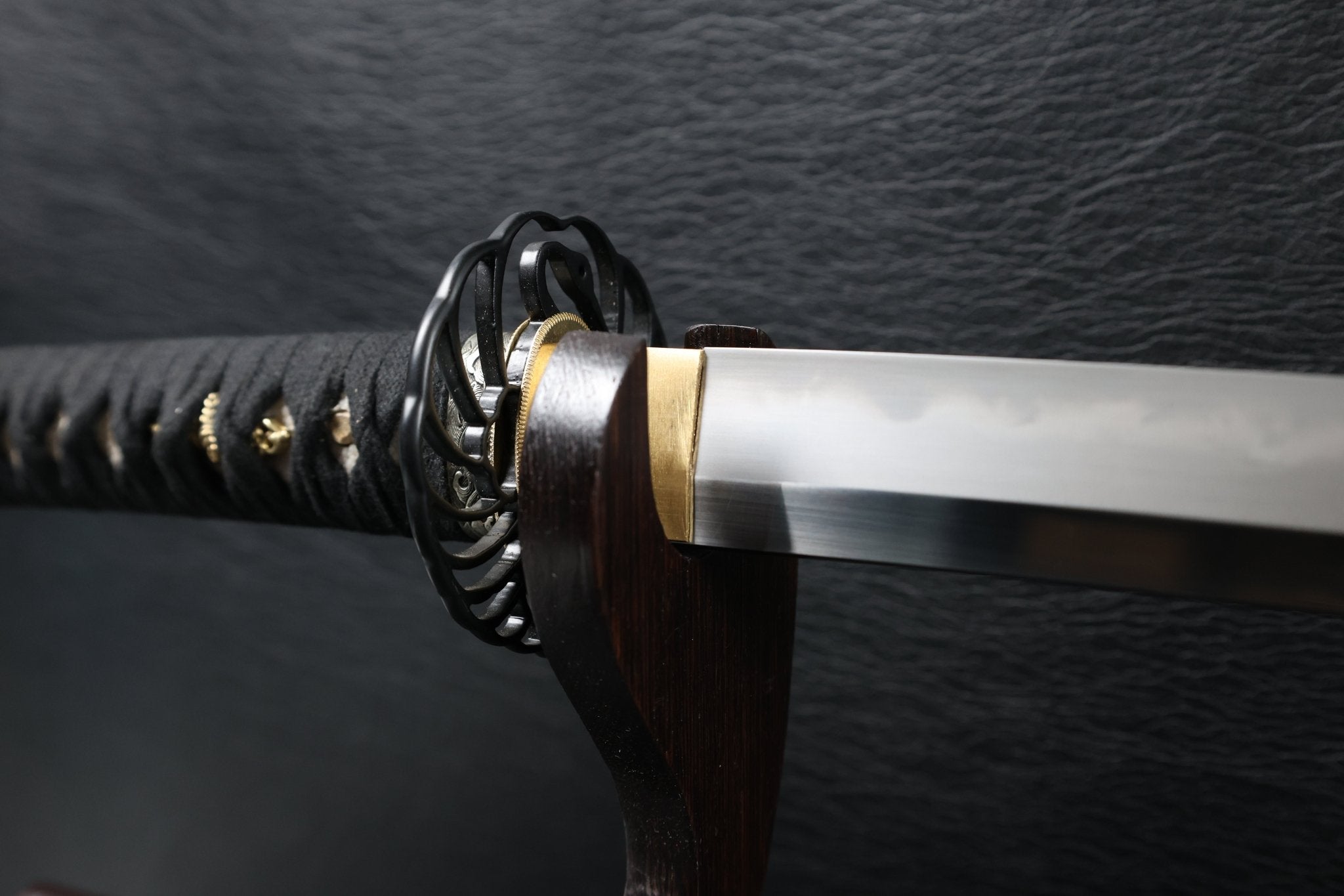 Katana CraneFlow T10 Clay Tempered Blade with Brown Ishime Saya | KSA Huo | KatanaSwordArt Katana For Sale 2026
