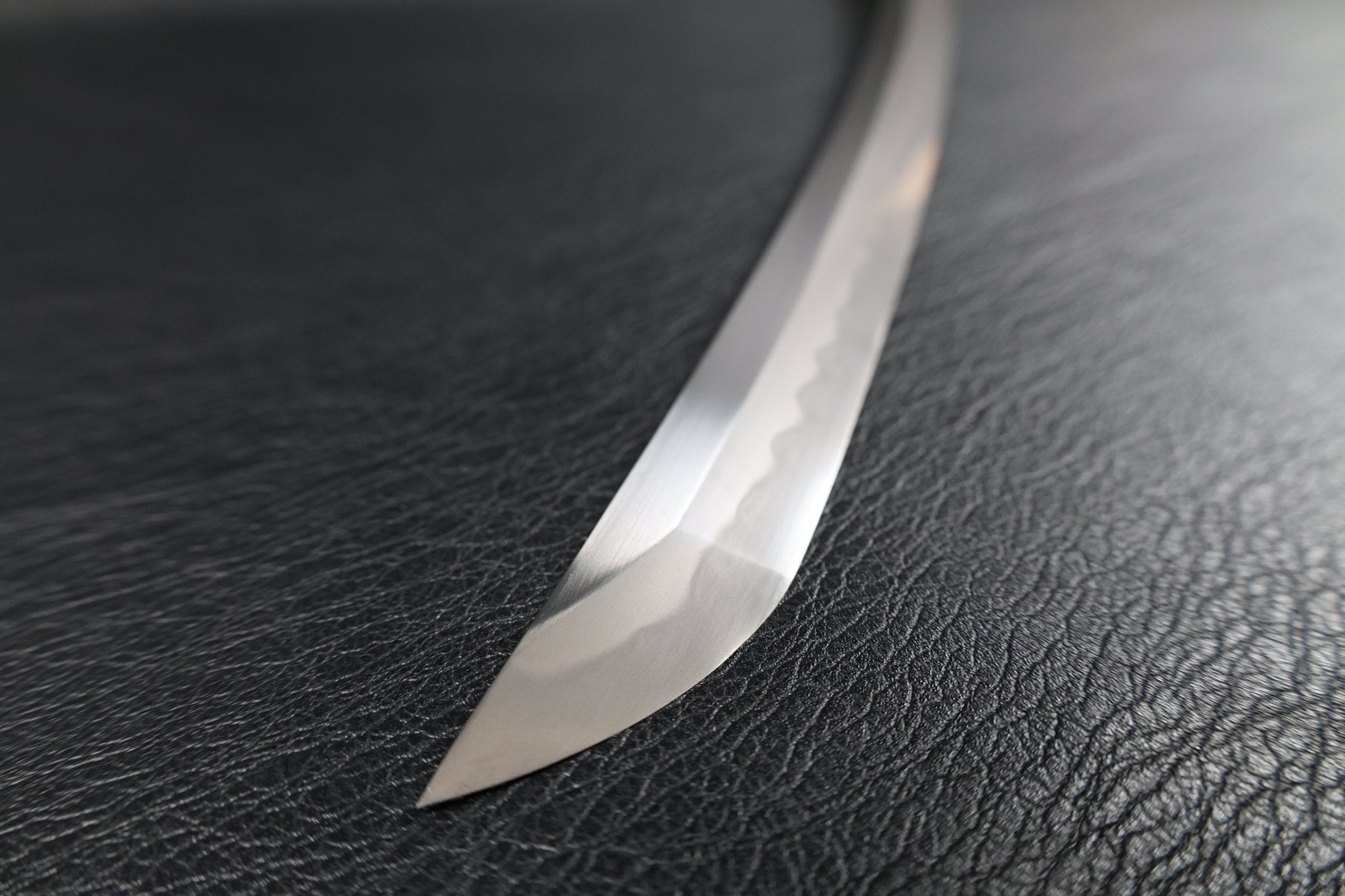 Katana DarkVine T10 Clay Tempered Blade with Black Red Speckled Saya | KSA Huo | KSA Katana For Sale 2026