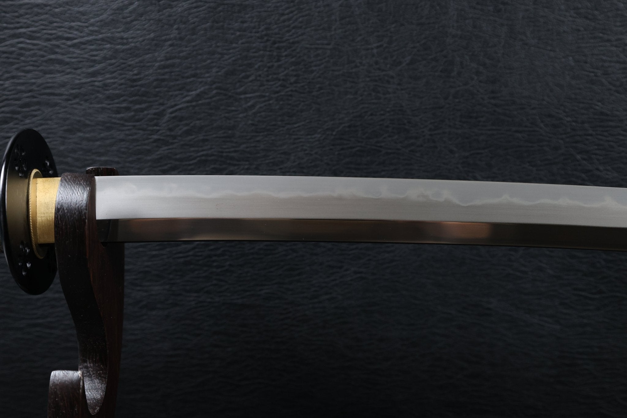 Katana DarkVine T10 Clay Tempered Blade with Black Red Speckled Saya | KSA Huo | KSA Katana For Sale 2026