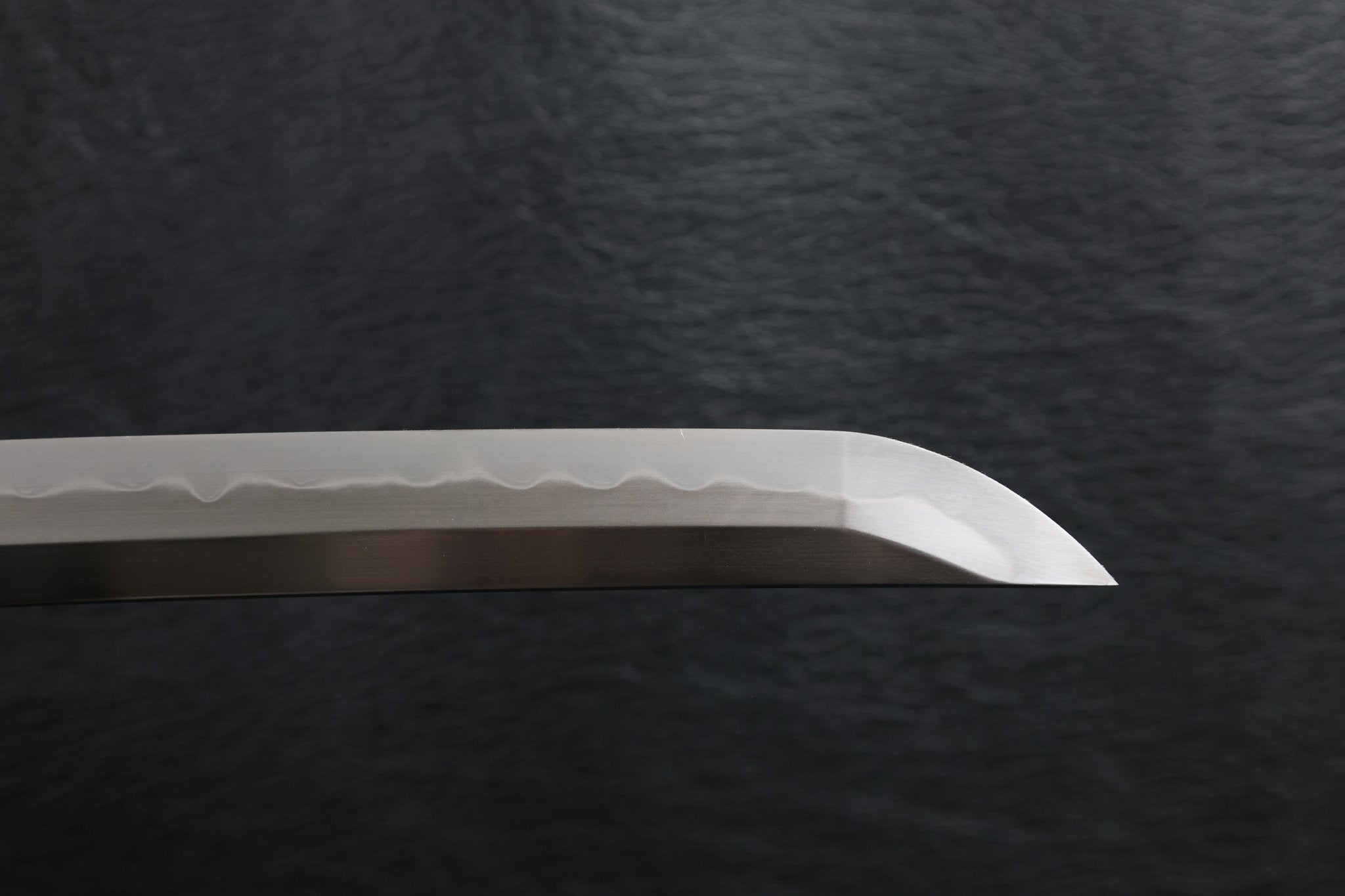 Katana DarkVine T10 Clay Tempered Blade with Black Red Speckled Saya | KSA Huo | KSA Katana For Sale 2026
