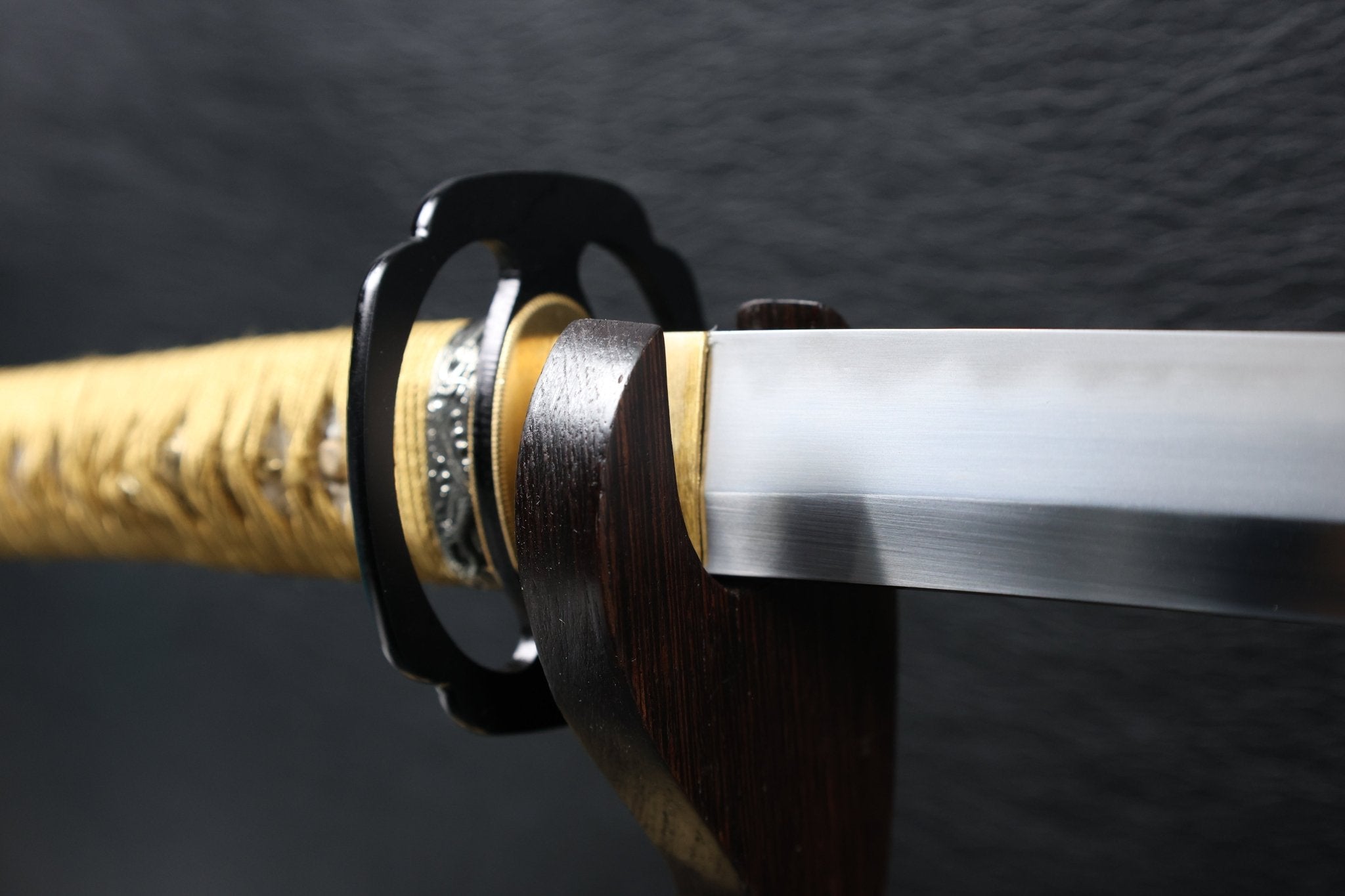 Katana DragonCurrent T10 Clay Tempered Blade with Black Ishime Saya | KSA Huo | KSA Katana For Sale 2026