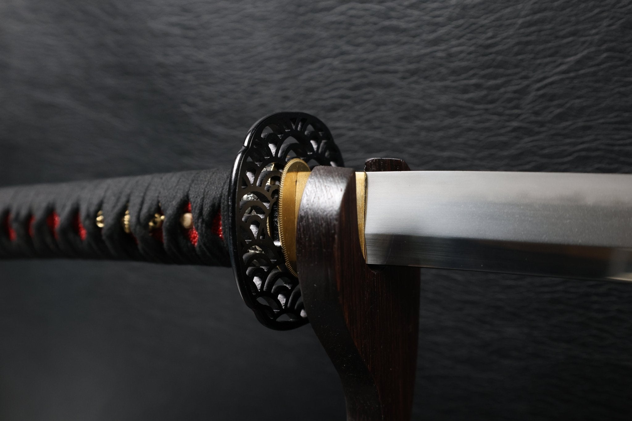 Katana ScarletBloom T10 Clay Tempered Blade with Red Ishime Saya | KSA Huo | KSA Katana For Sale 2026