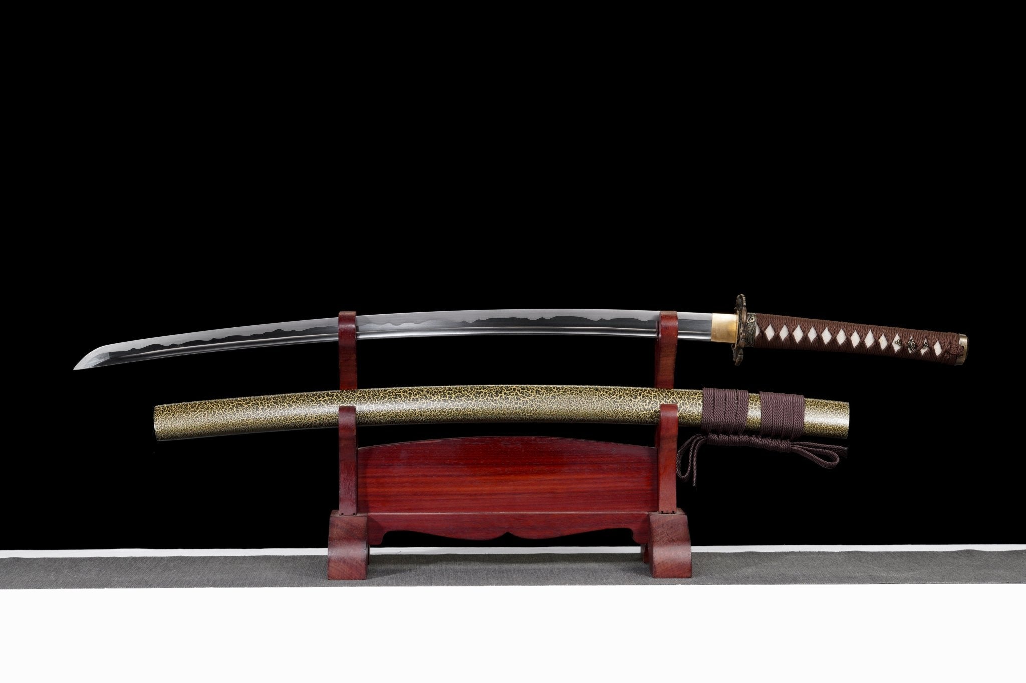 Katana Koi Surge Black and Gold Lacquered Saya Genuine Rayskin 鲤波 | KatanaSwordArt Katana For Sale 2025