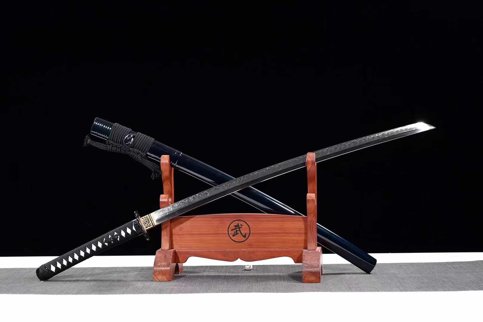 Katana Quanshou T10 Clay Tempered Black Saya 泉守 | KatanaSwordArt Katana For Sale 2025