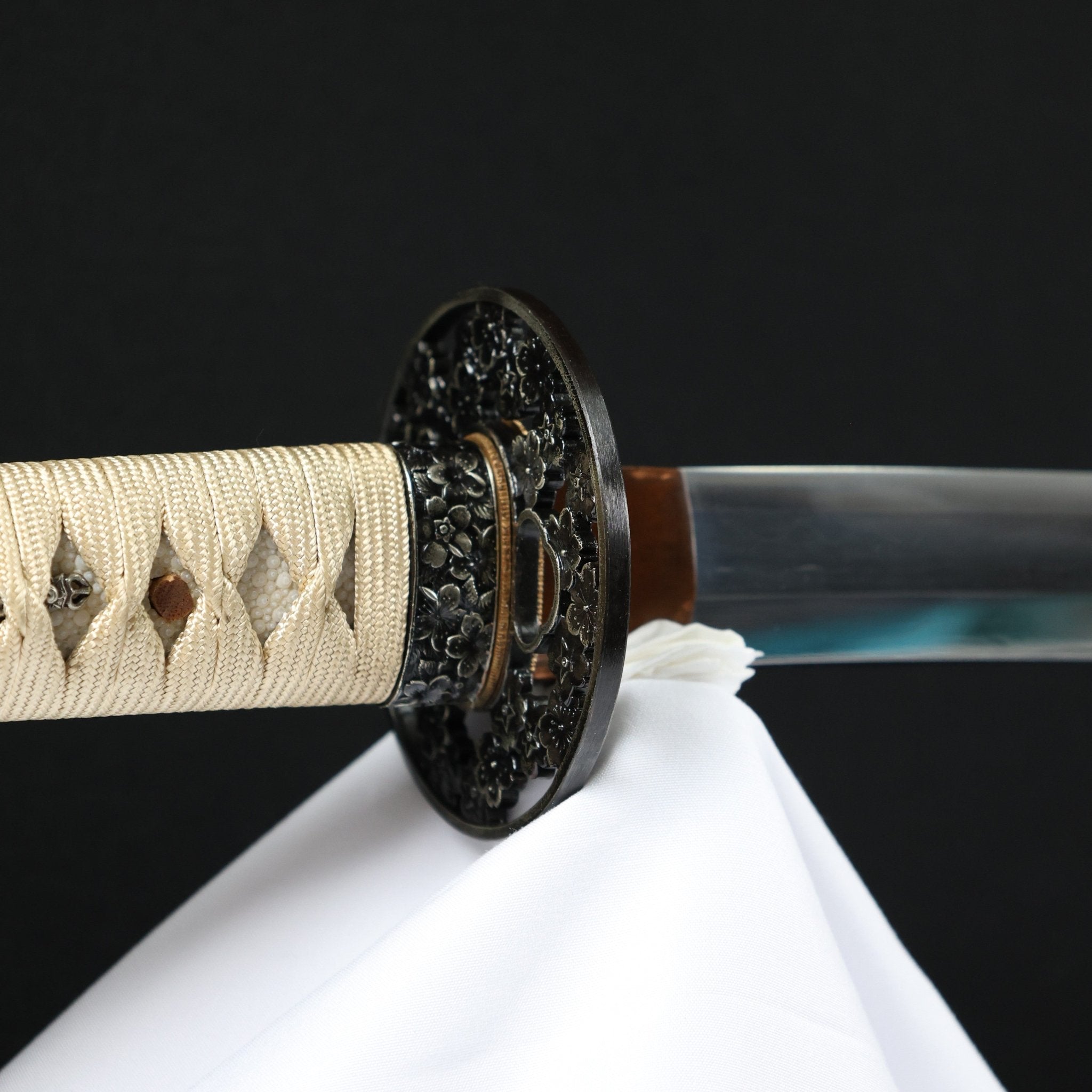 Katana Sakura Radiance Oroshigane Kobuse Blade Kōei Koshirae 櫻輝 | TangGu Sword | TangGu Sword Katana For Sale 2026