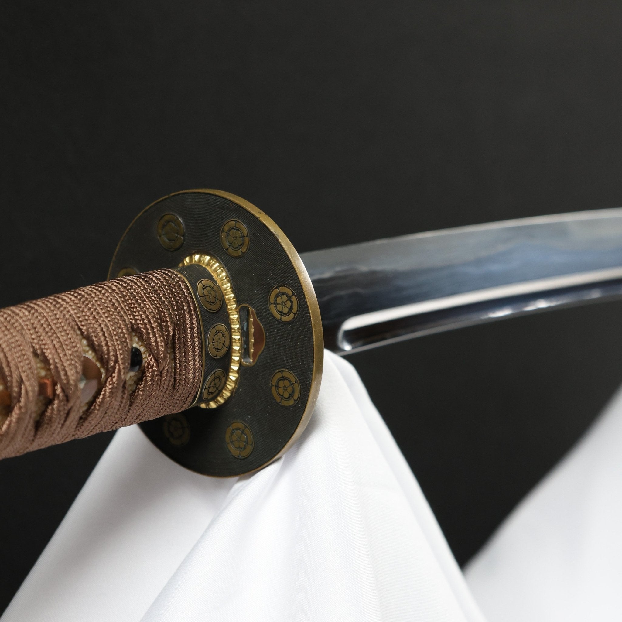 Katana Shadowcrest Oda Mokko Sanmai Blade Genmon Koshirae 紋影 | TangGu Sword | TangGu Sword Katana For Sale 2026