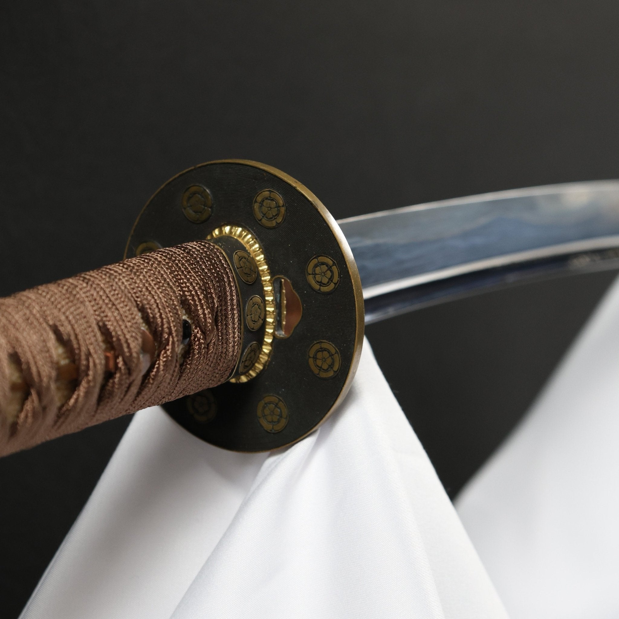 Katana Shadowcrest Oda Mokko Sanmai Blade Genmon Koshirae 紋影 | TangGu Sword | TangGu Sword Katana For Sale 2026