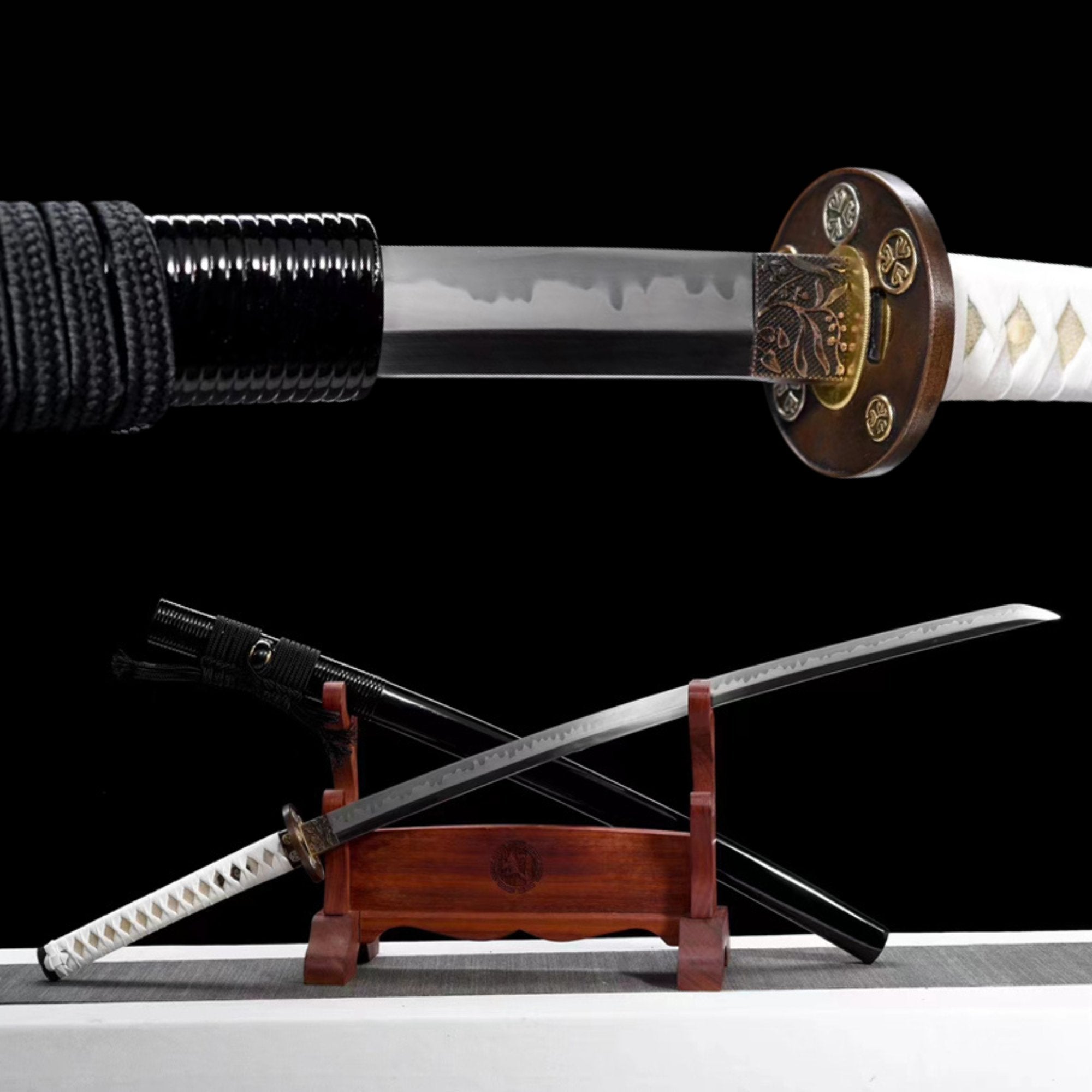 Katana Tokugawa Ieyasu T10 Clay Tempered Black Saya 德川家康 | KatanaSwordArt Katana For Sale 2025