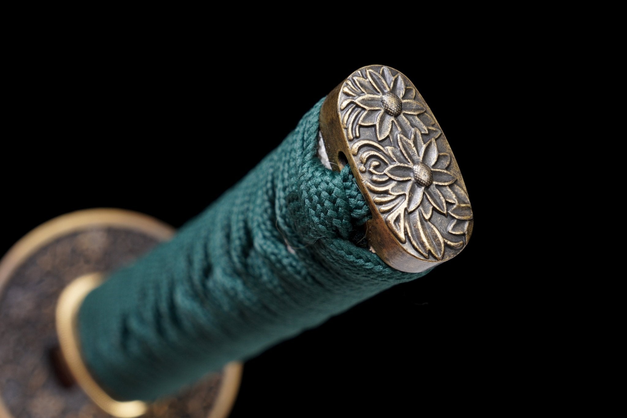 Katana Verdant Vines Black Brushstroke Saya Genuine Rayskin 翠唐草 | KatanaSwordArt Katana For Sale 2025