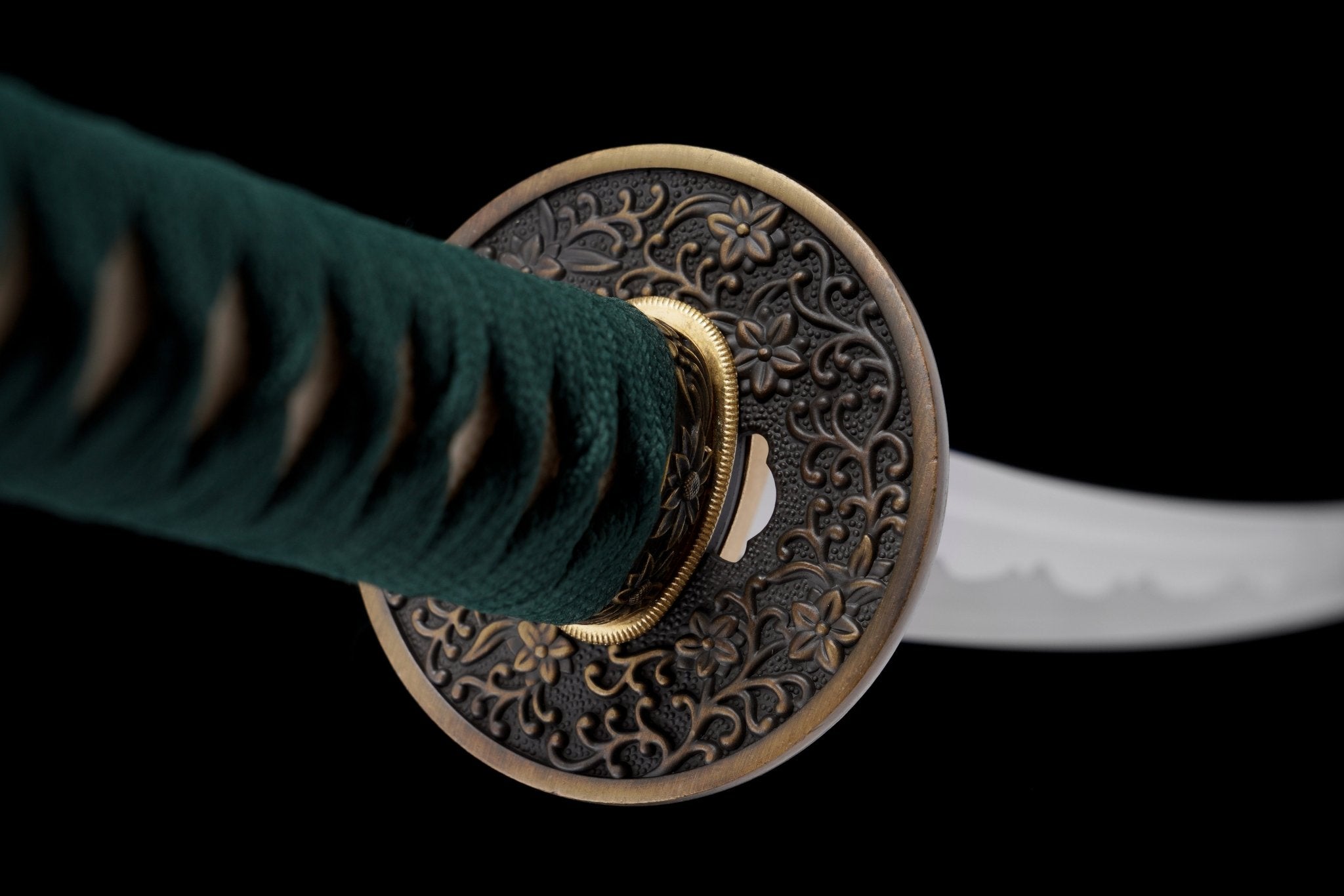 Katana Verdant Vines Black Brushstroke Saya Genuine Rayskin 翠唐草 | KatanaSwordArt Katana For Sale 2025