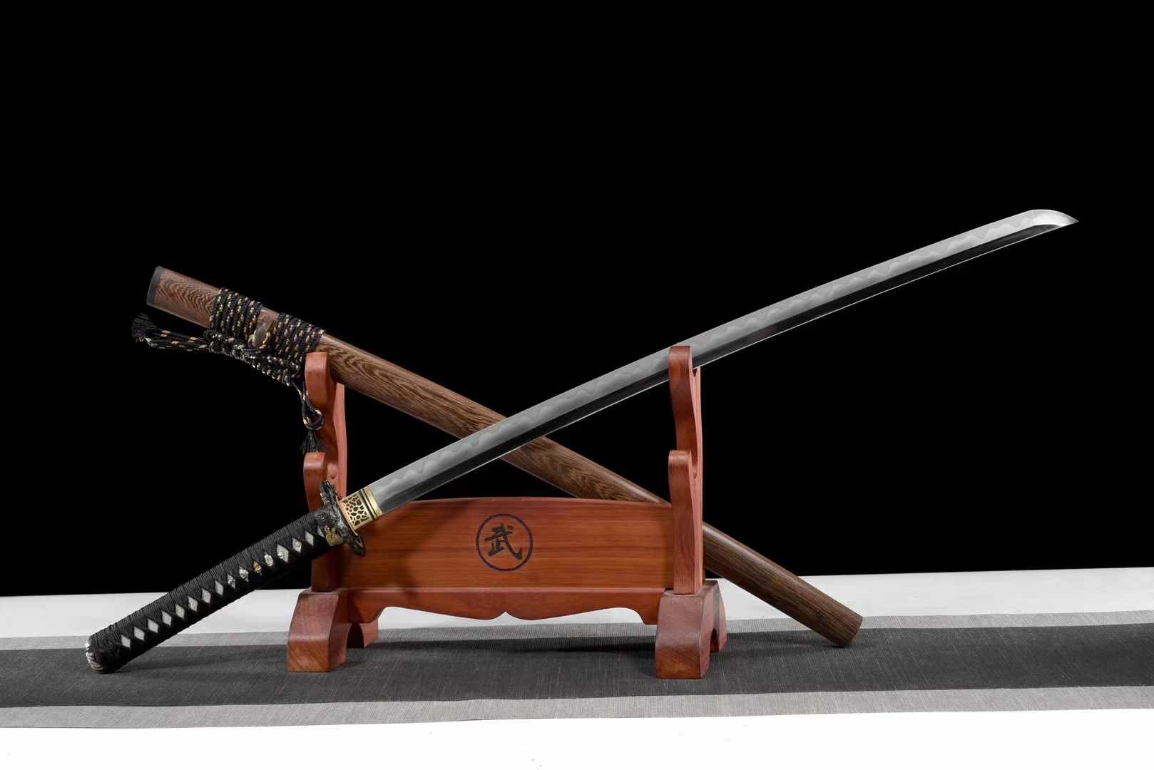 Katana War Dragon Damascus Folded Clay Tempered Rosewood Saya 戰龍 | KatanaSwordArt Katana For Sale 2025