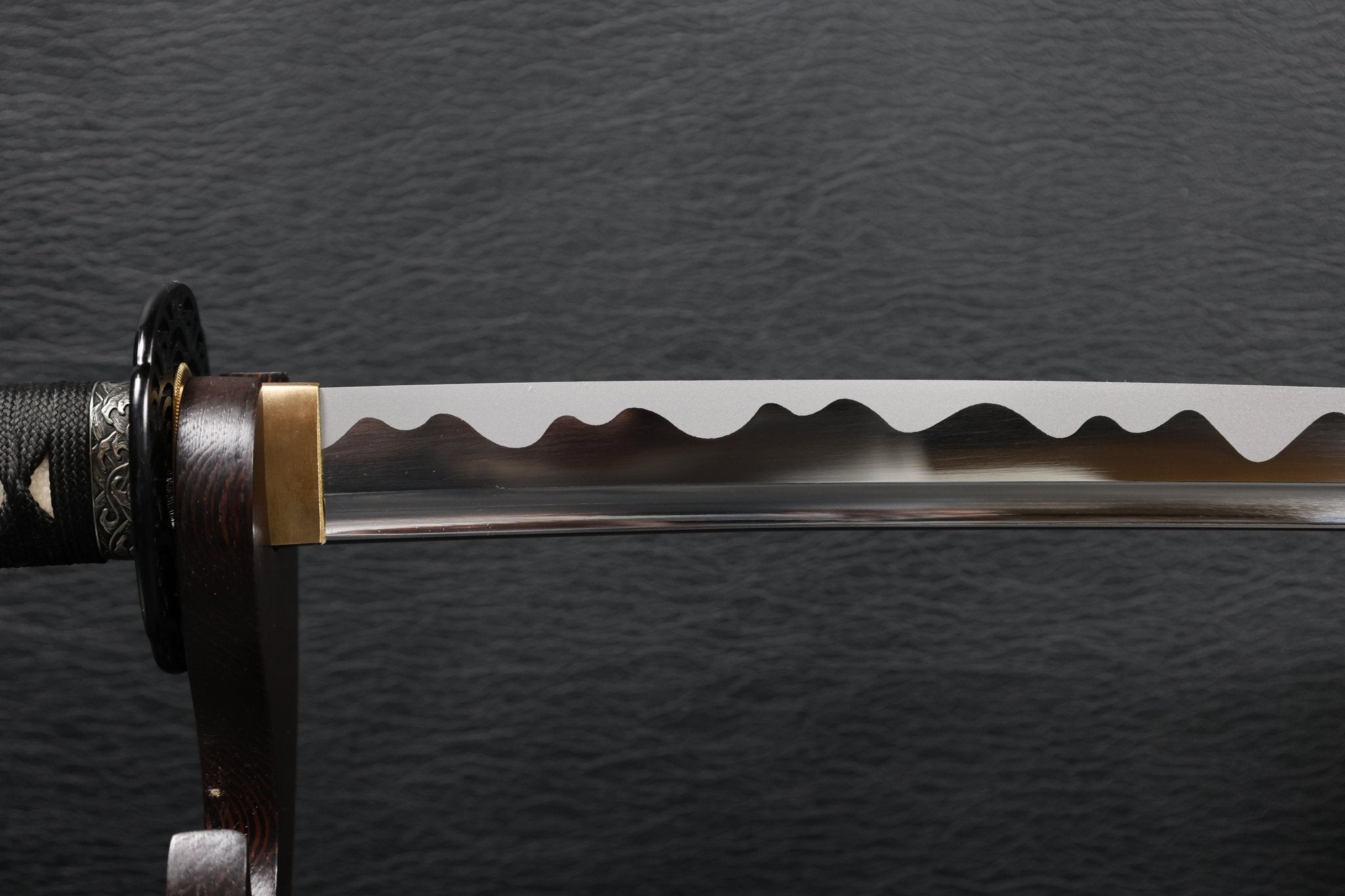 KSA Wavebreaker Katana Spring Steel with Tōran Ba Hamon | KatanaSwordArt Katana For Sale 2025