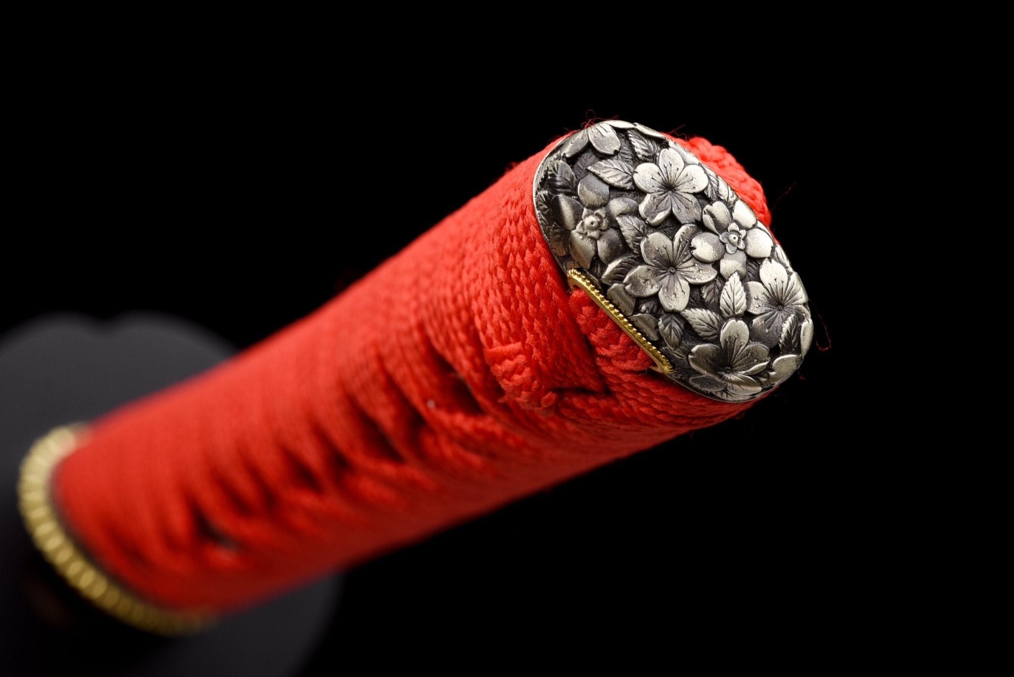 Performance Katana Crimson Edge High Carbon Clay Tempered Red Saya 緋刃 | KatanaSwordArt Katana For Sale 2025