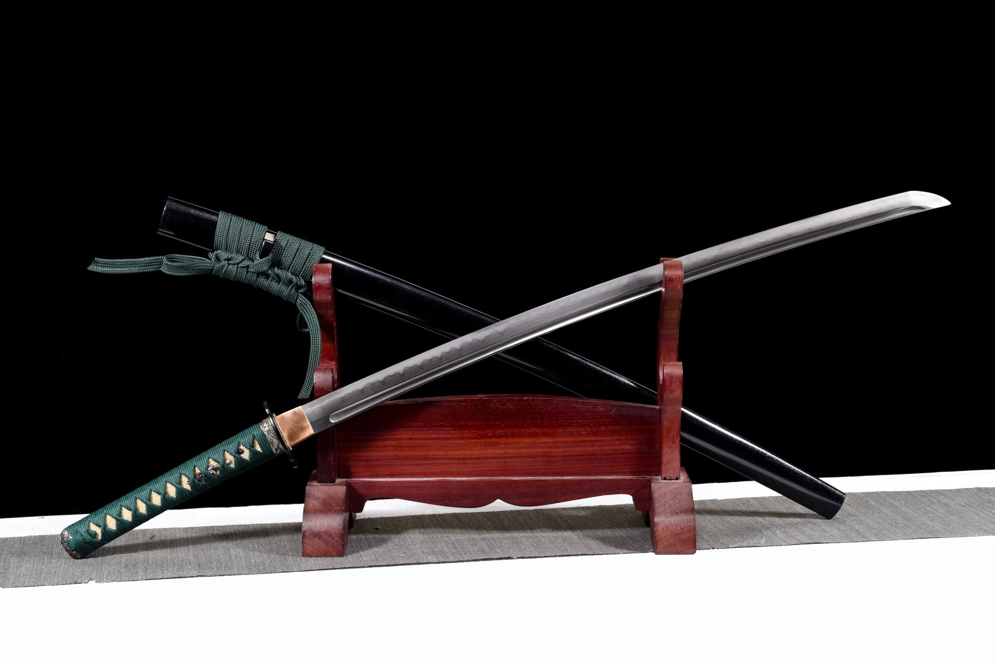 Performance Katana Evergreen Spirit High Carbon Clay Tempered Black Saya 常青 | KatanaSwordArt Katana For Sale 2025