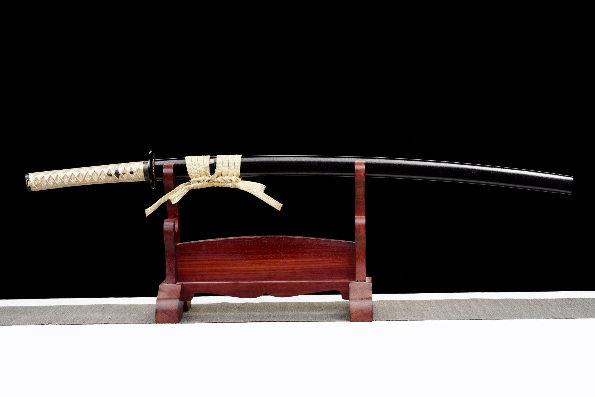 Performance Katana Golden Horizon High Carbon Clay Tempered Black Saya 金霞 | KatanaSwordArt Katana For Sale 2025