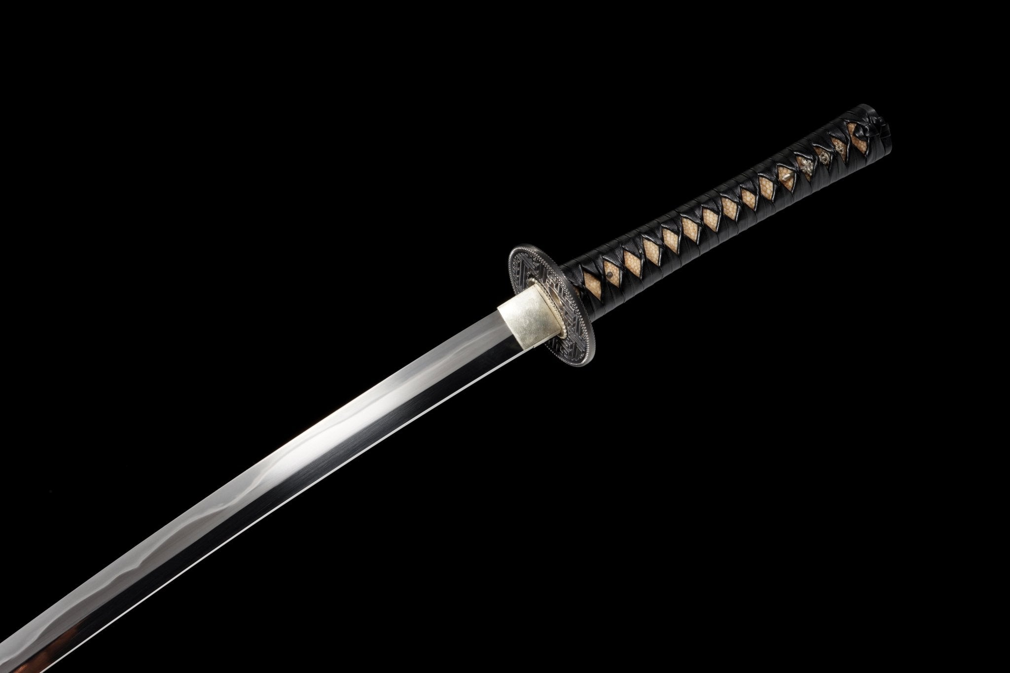 Performance Katana Manji Sukashi High Carbon Clay Tempered Tenshō Koshirae 萬字 | KatanaSwordArt Katana For Sale 2025