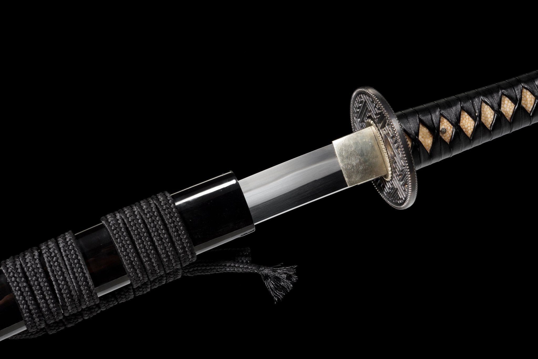 Performance Katana Manji Sukashi High Carbon Clay Tempered Tenshō Koshirae 萬字 | KatanaSwordArt Katana For Sale 2025