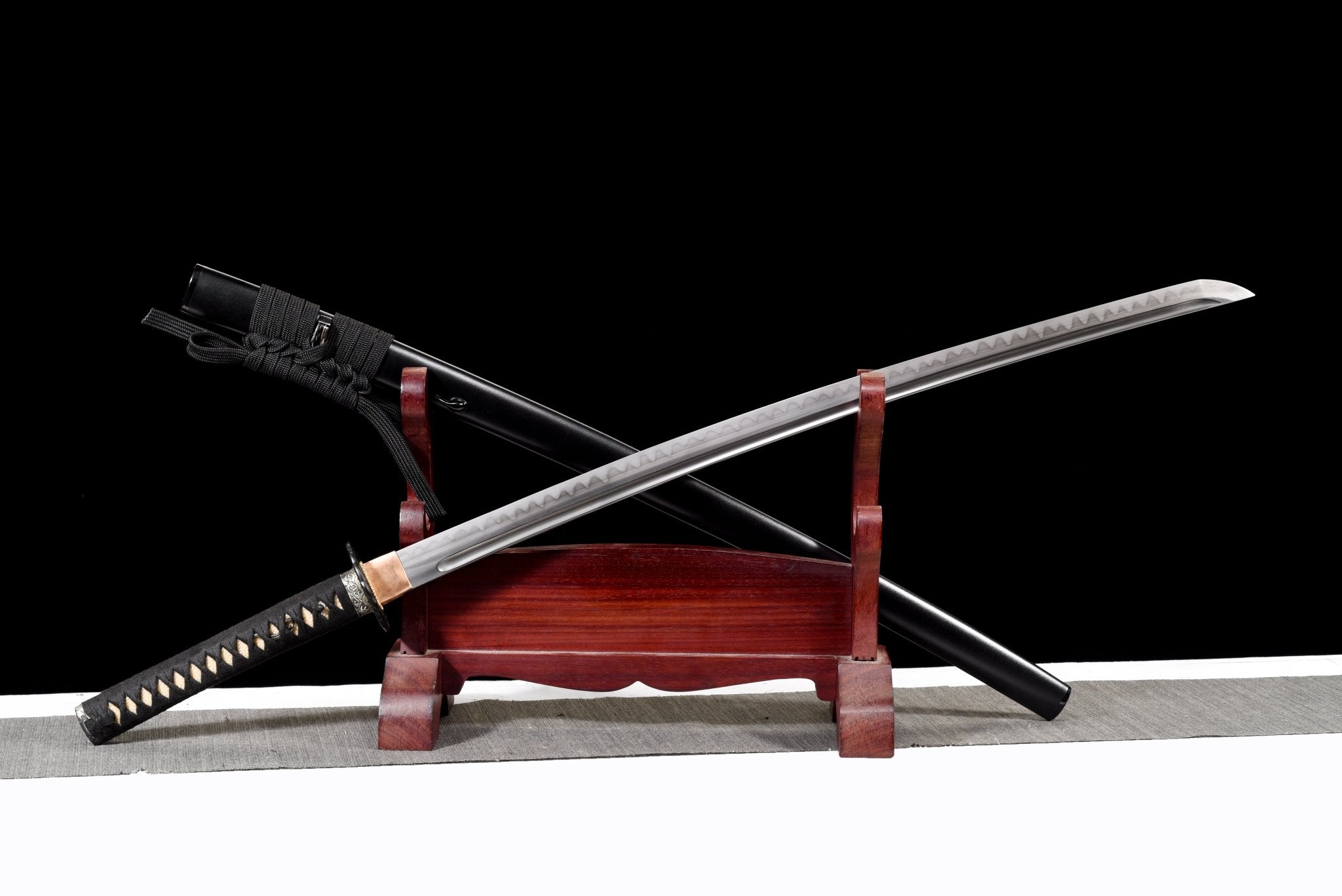 Performance Katana Midnight Wave High Carbon Clay Tempered Black Saya 黒浪 | KatanaSwordArt Katana For Sale 2025