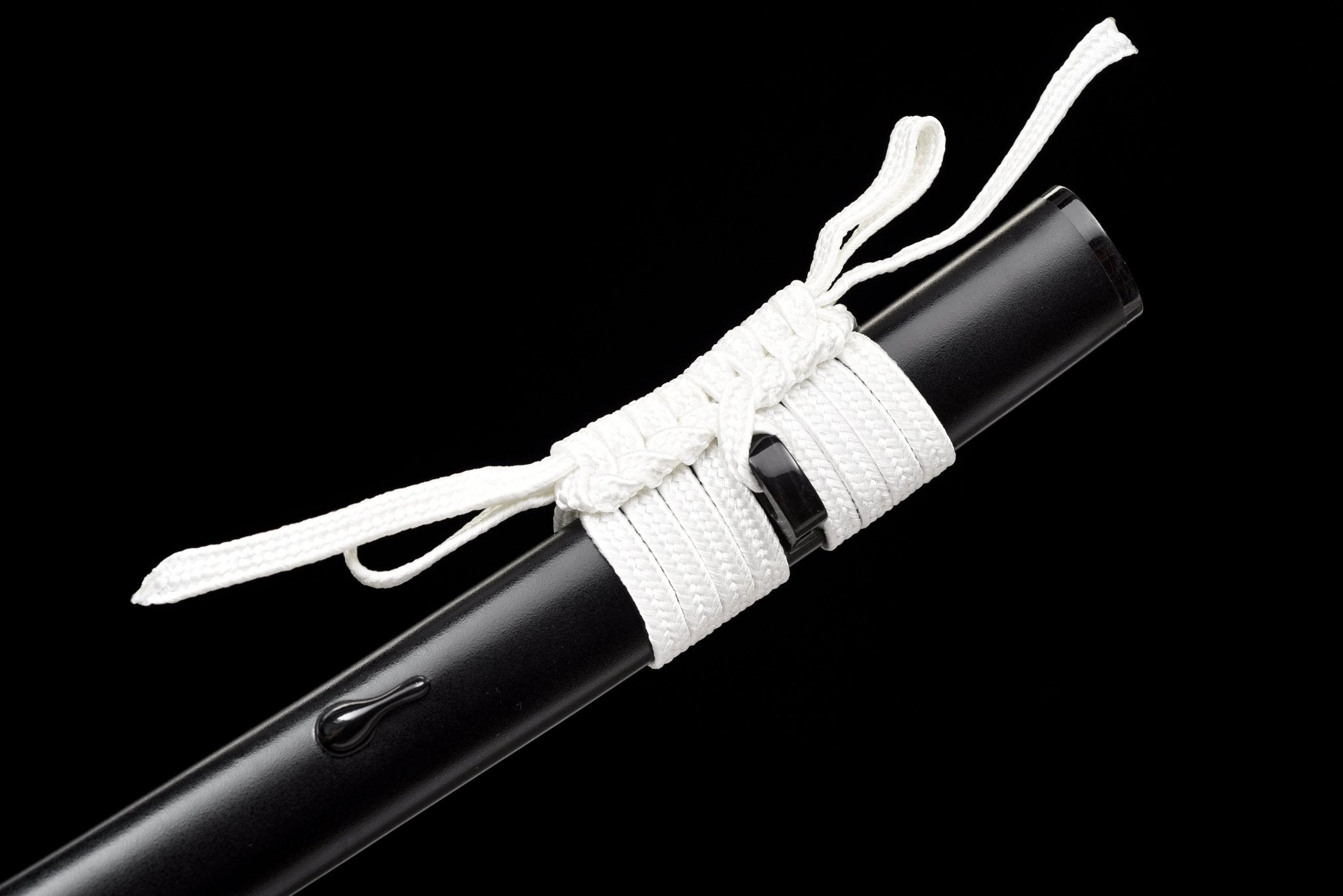 Performance Katana Snow Petal High Carbon Clay Tempered Black Saya 雪花 | KatanaSwordArt Katana For Sale 2025