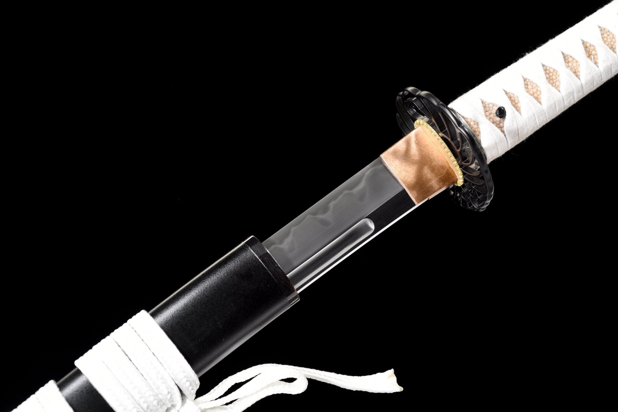 Performance Katana Snow Petal High Carbon Clay Tempered Black Saya 雪花 | KatanaSwordArt Katana For Sale 2025