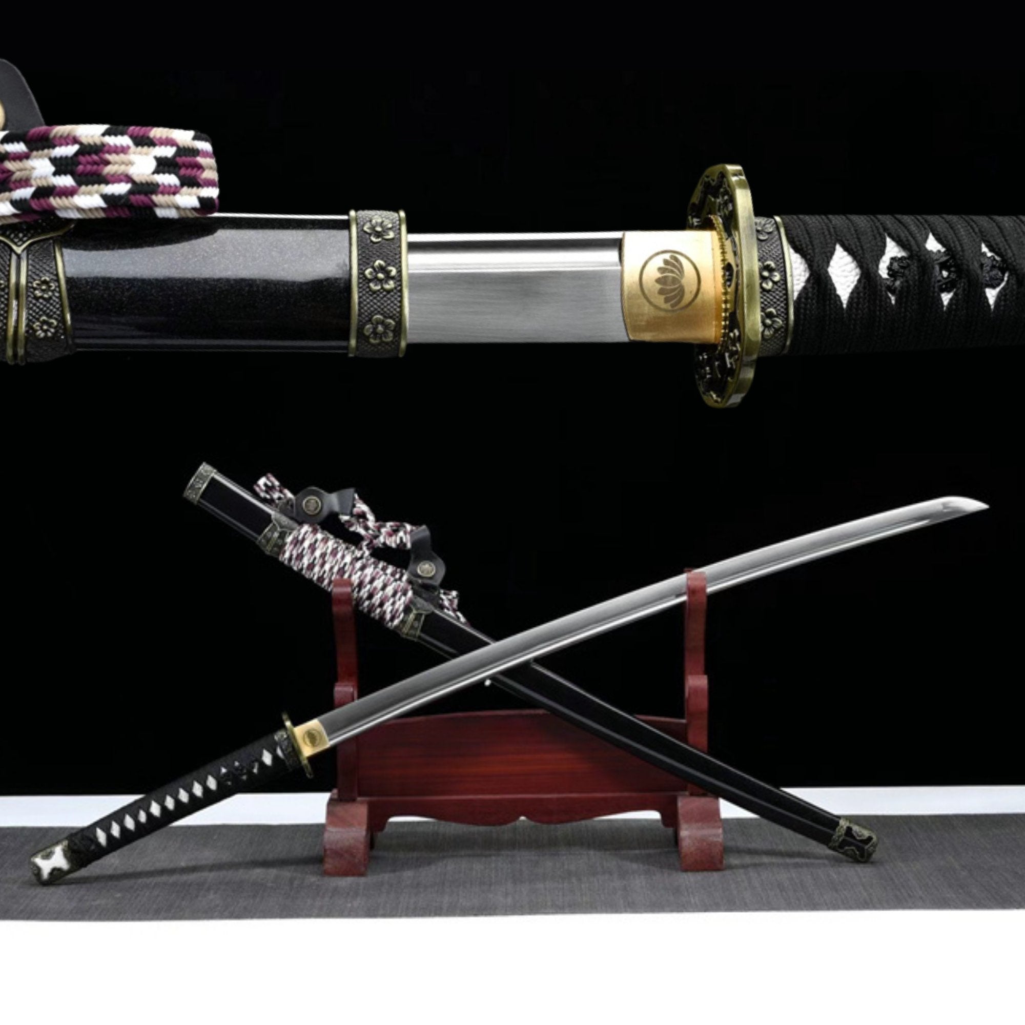 Tachi Sword Hideyoshi Spring Steel Black 豐臣 | KatanaSwordArt Katana For Sale