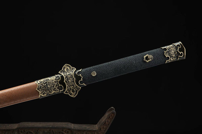 Tang Dao Qingguo Damascus Folded Clay Tempered Brass Scabbard 傾國 For Sale | KatanaSwordArt Japanese Katana