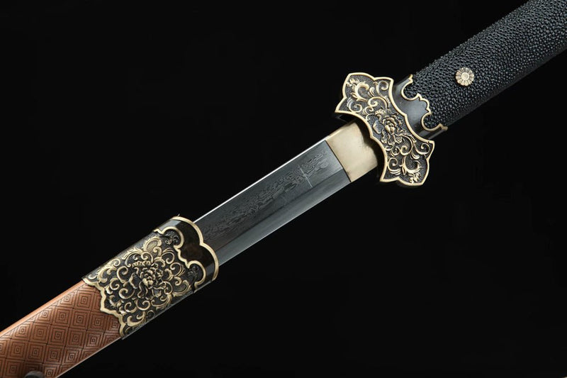 Tang Dao Qingguo Damascus Folded Clay Tempered Brass Scabbard 傾國 For Sale | KatanaSwordArt Japanese Katana