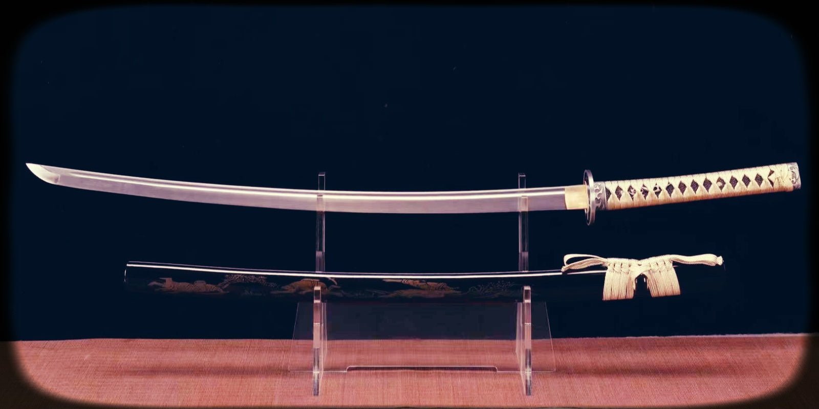 The Sword Begins at the Head: The Role of Kashira in Katana Craftsmanship - KatanaSwordArt Australia