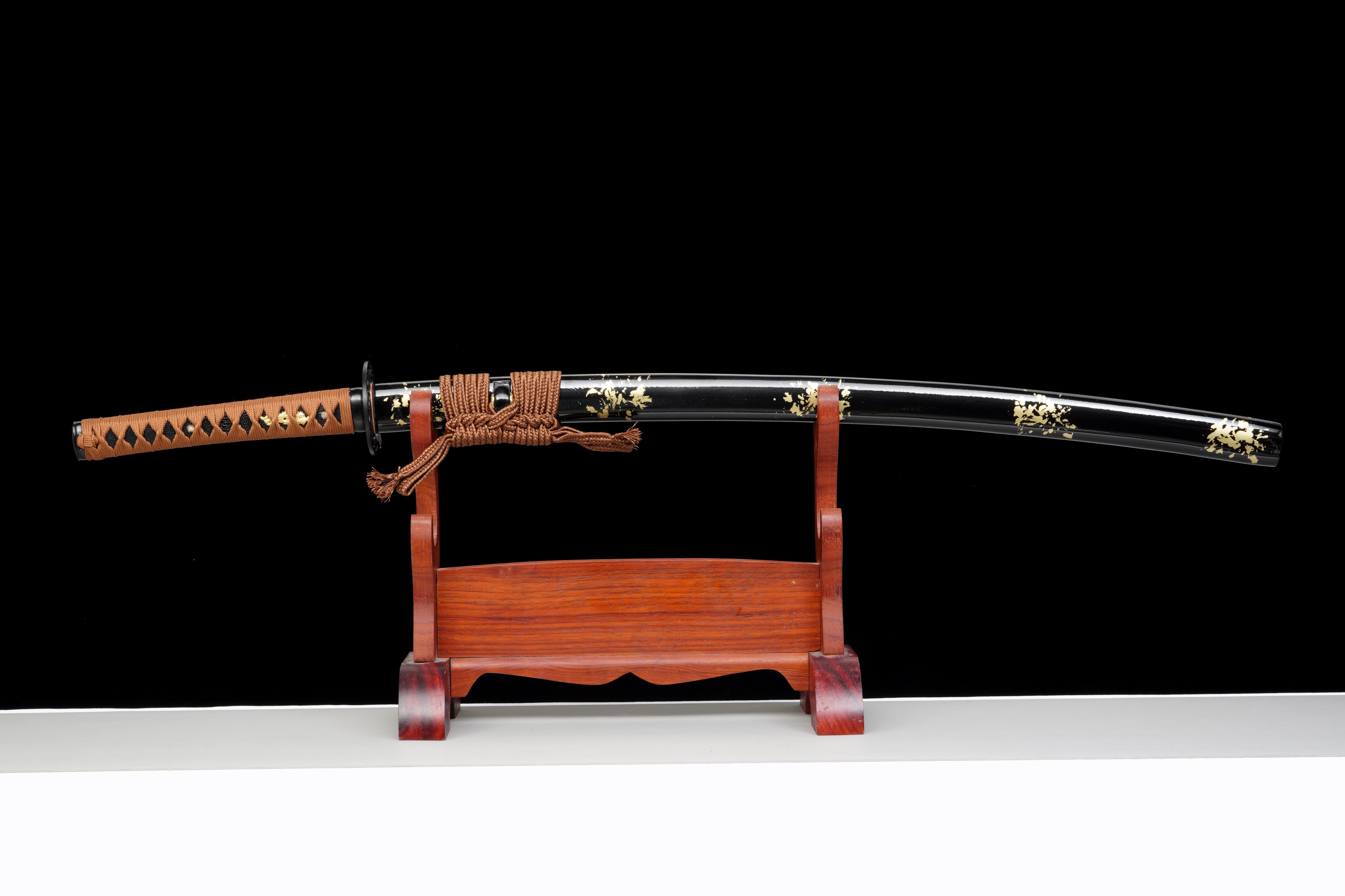 Katana Autumn Crest T10 Clay Tempered Blade with Black Rayskin 秋紋