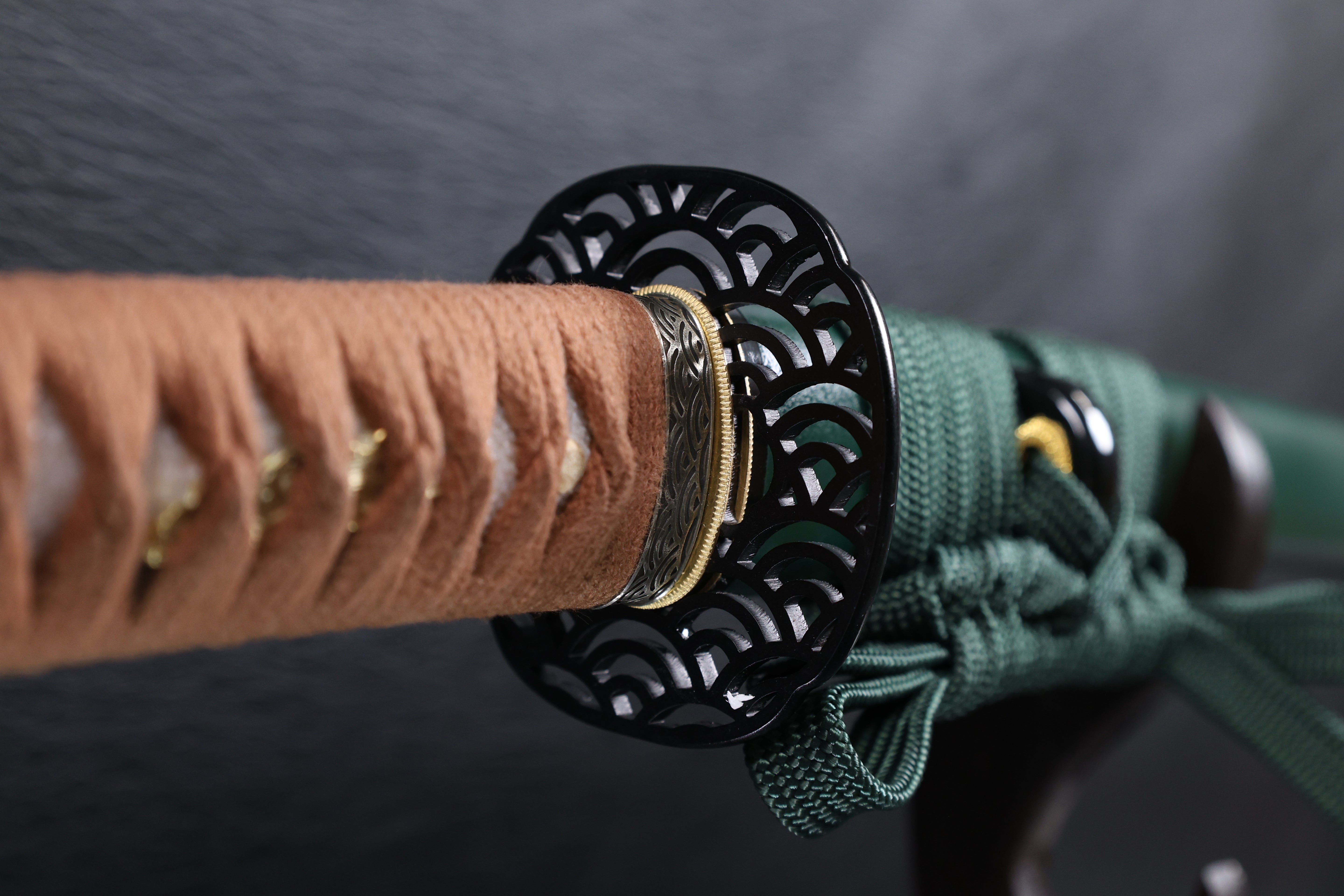 Katana Yoshitsune T10 Clay Tempered Blade with Notare Wave Hamon | KSA Huo