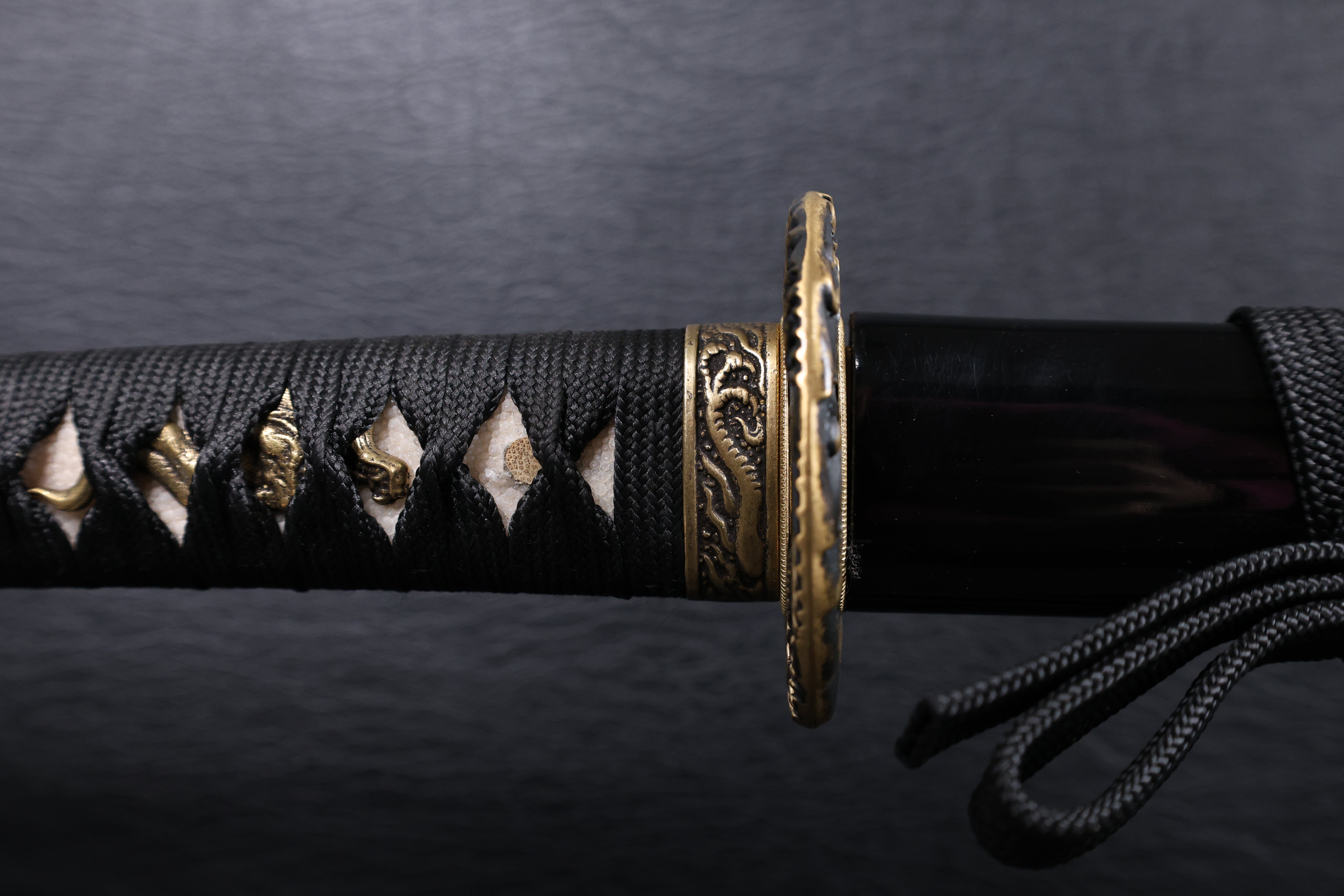 Katana Dragon Ascent Spring Steel Black Saya Genuine Rayskin