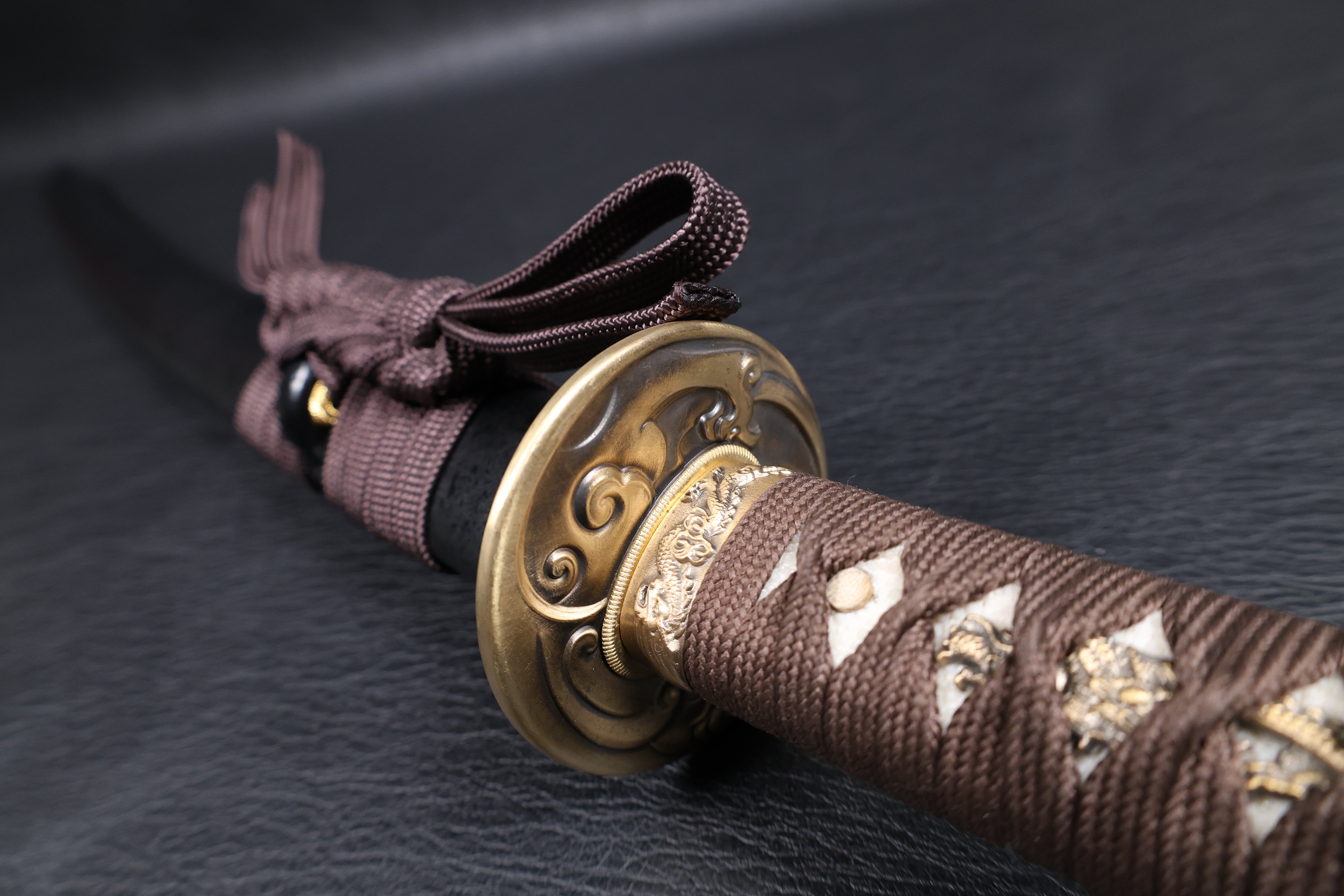 Katana Storm Tiger Spring Steel Black Saya Genuine Rayskin