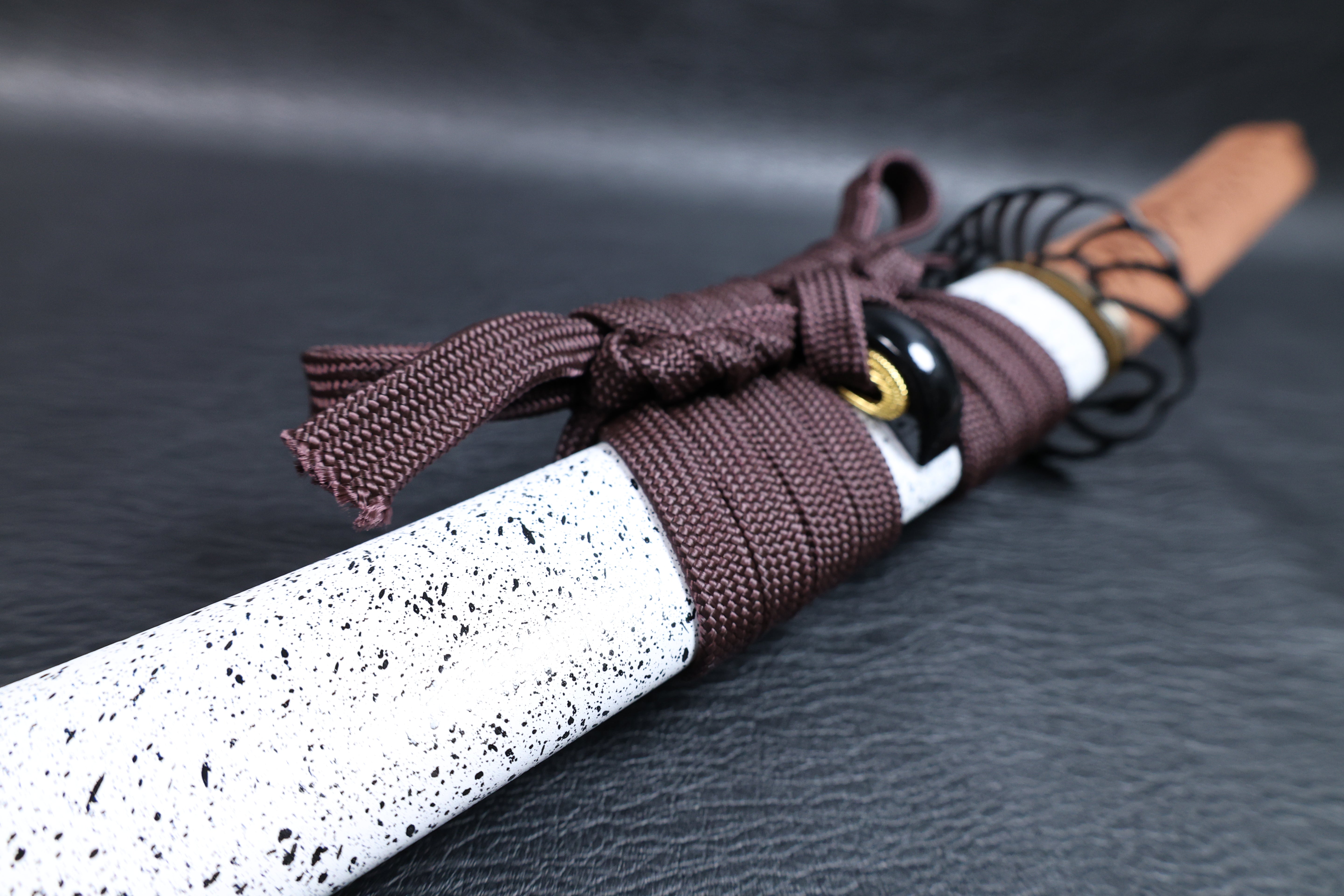 Katana Shōun 9260 Spring Steel Premium Mirror Polish with White Speckled Saya | KSA Jiang