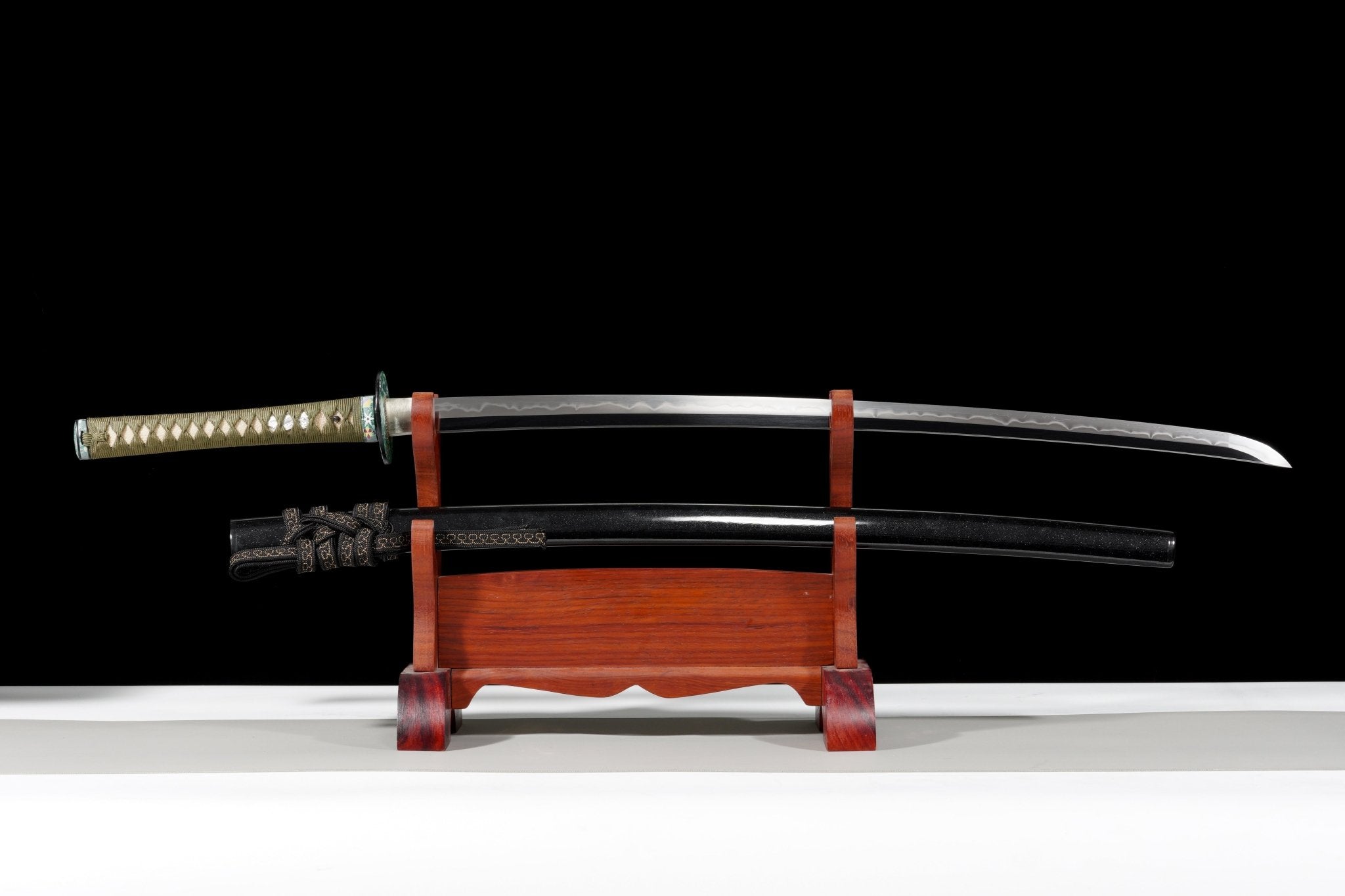 Collectable Katana Green Blossom Sanmai Blade Clay Tempered Black Lacquer Saya 緑華 | KatanaSwordArt Katana For Sale 2025